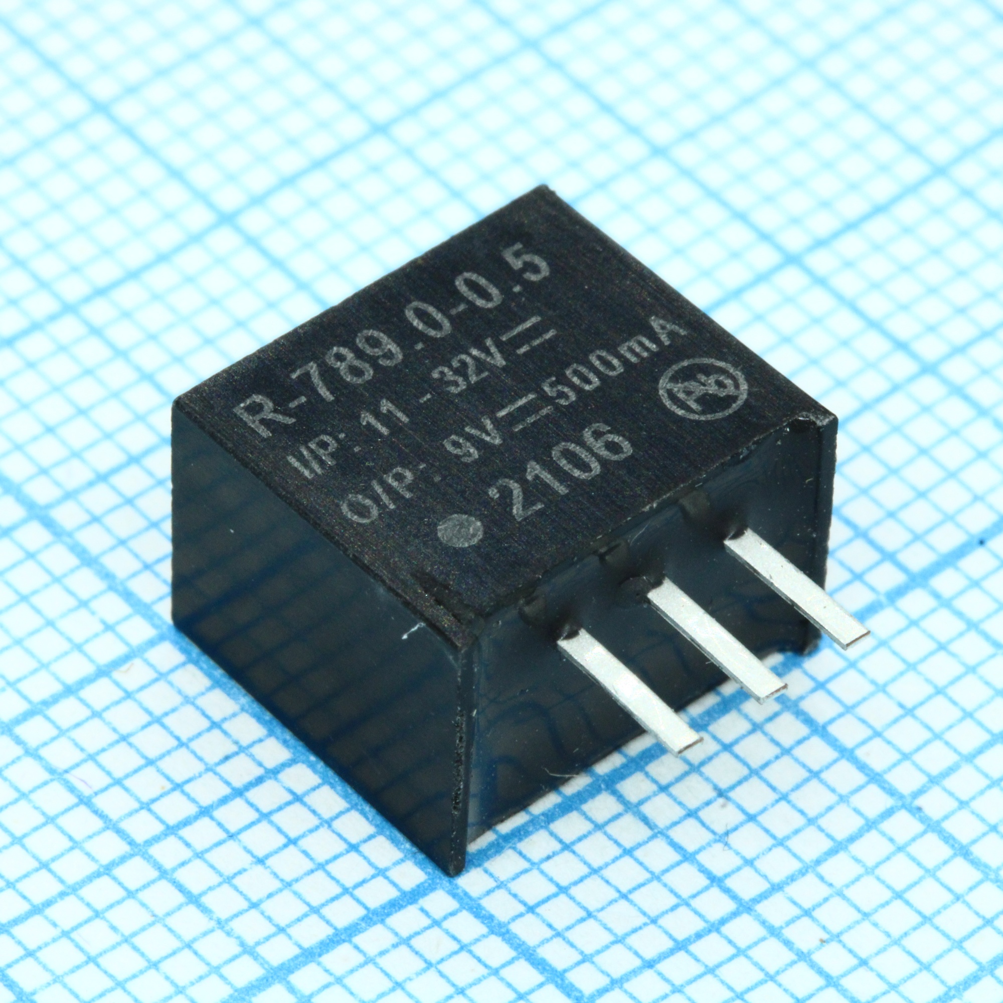 R-789.0-0.5 - Преобразователь DC/DC, без изоляции, вход 11-32В: выход 9В 0,5А 4,5Вт