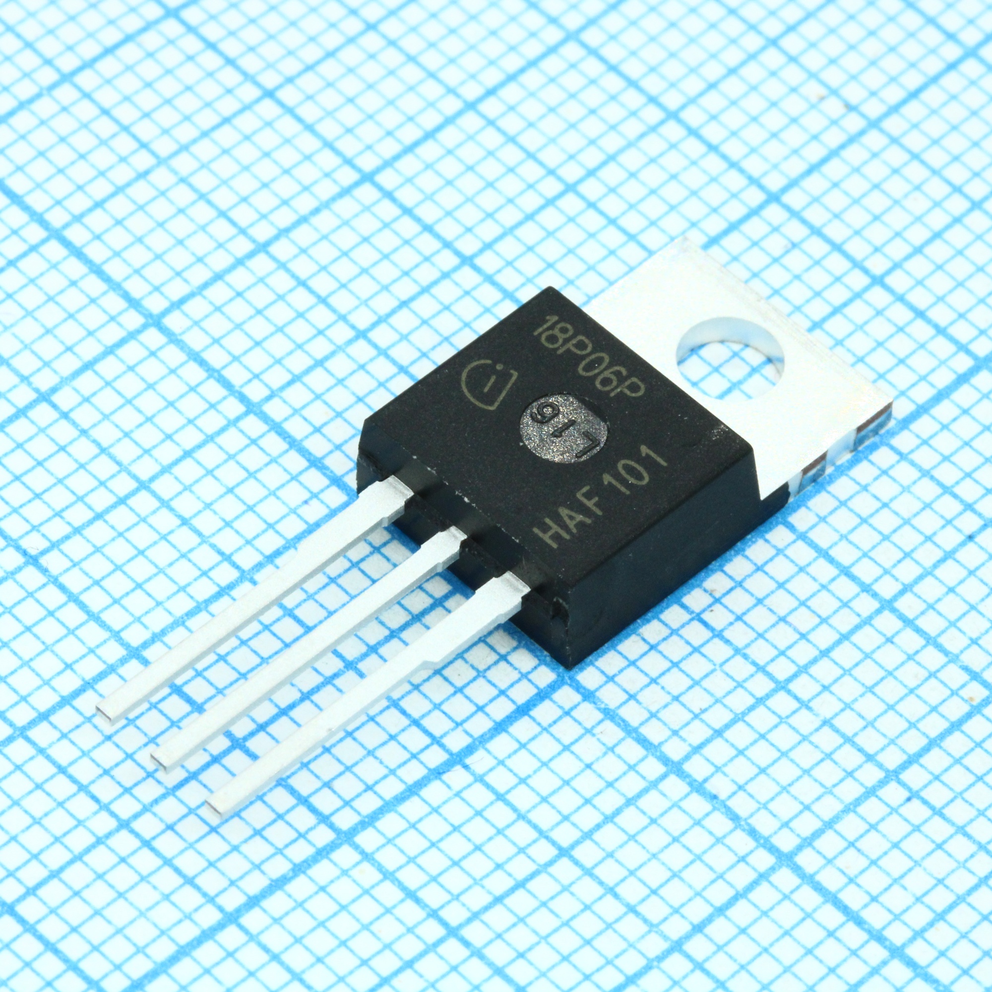 SPP18P06PHXKSA1 - Транзистор полевой MOSFET N-канальный 60В 18.7A