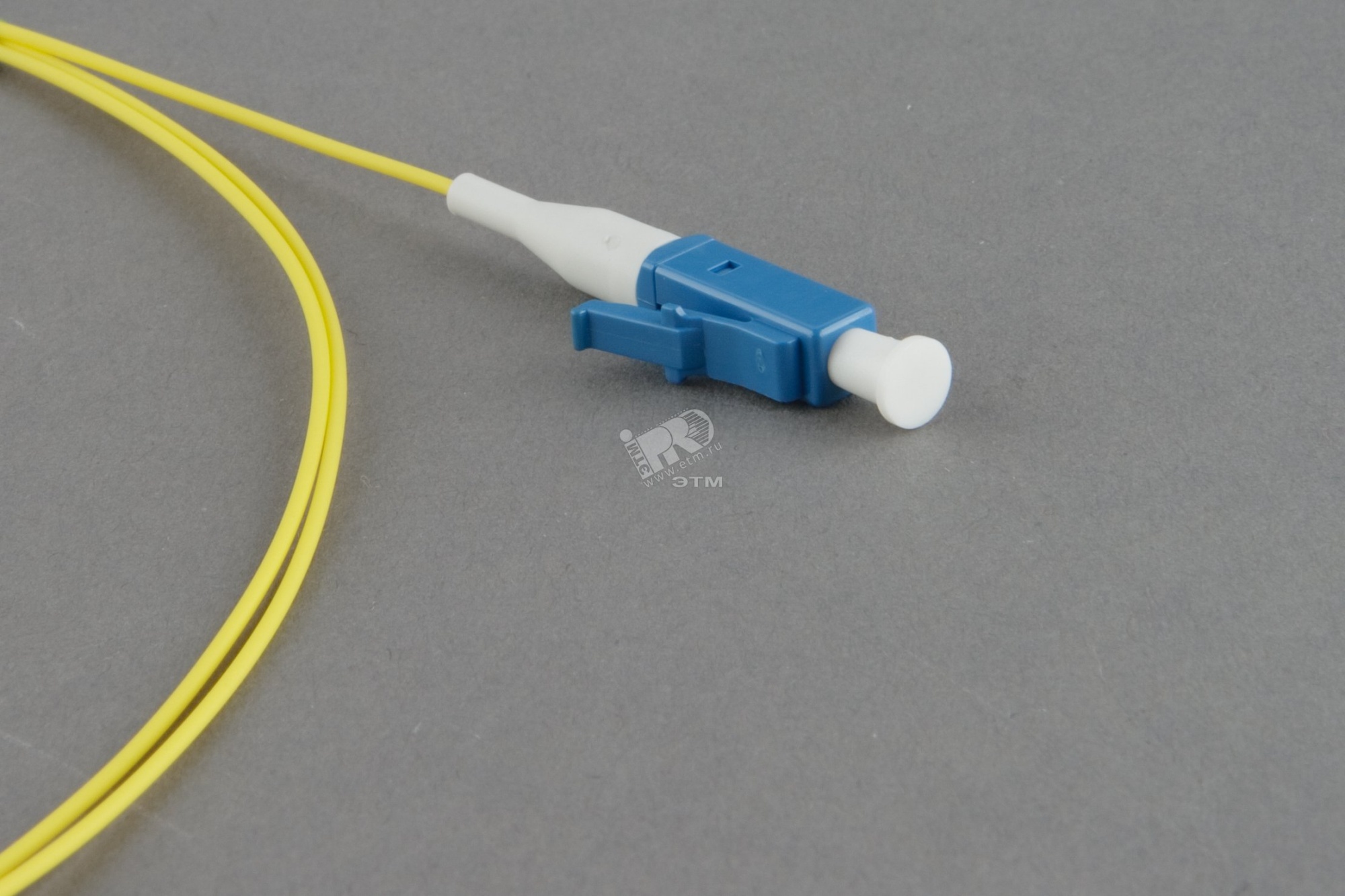 Пигтейл FPT-B9-9-LC/UR-1M-LSZH-YL волоконно-оптический SM 9/125 (OS2) LC/UPC 1м LSZH 36771