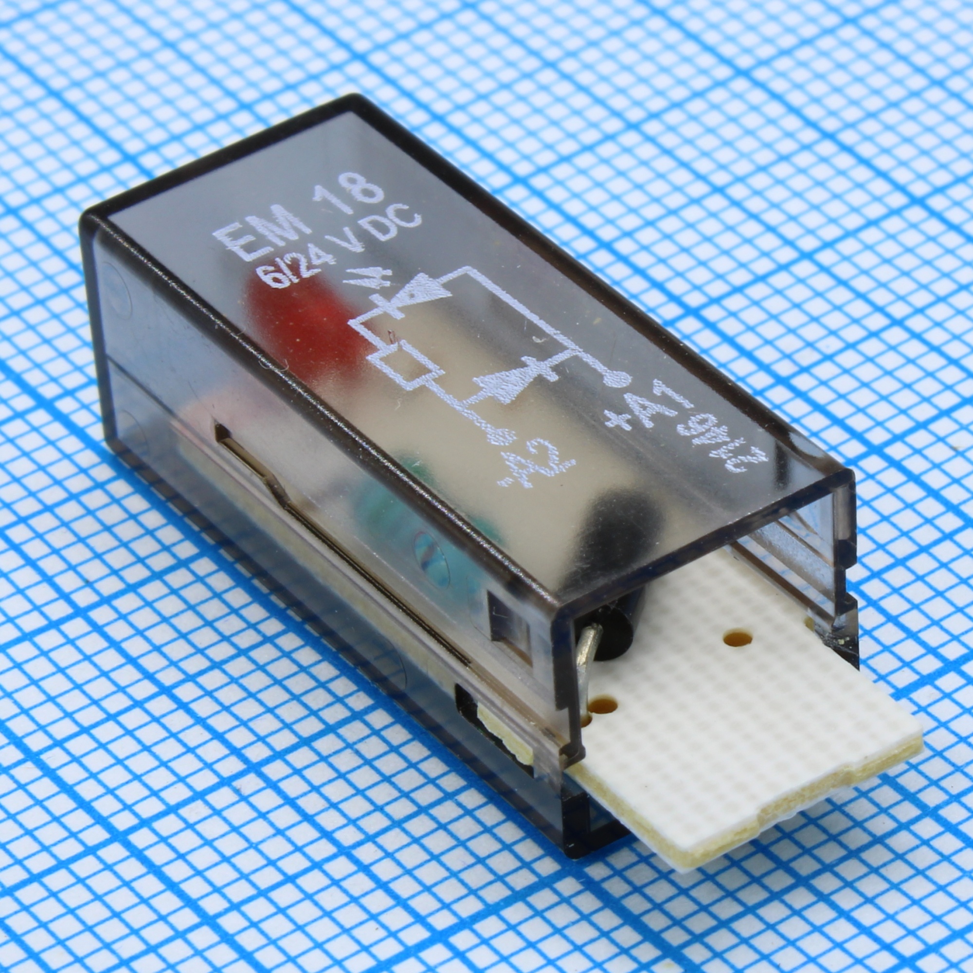 5-1415036-1 - Светодиодный индикатор наличия напряжения на катушке для RT78726