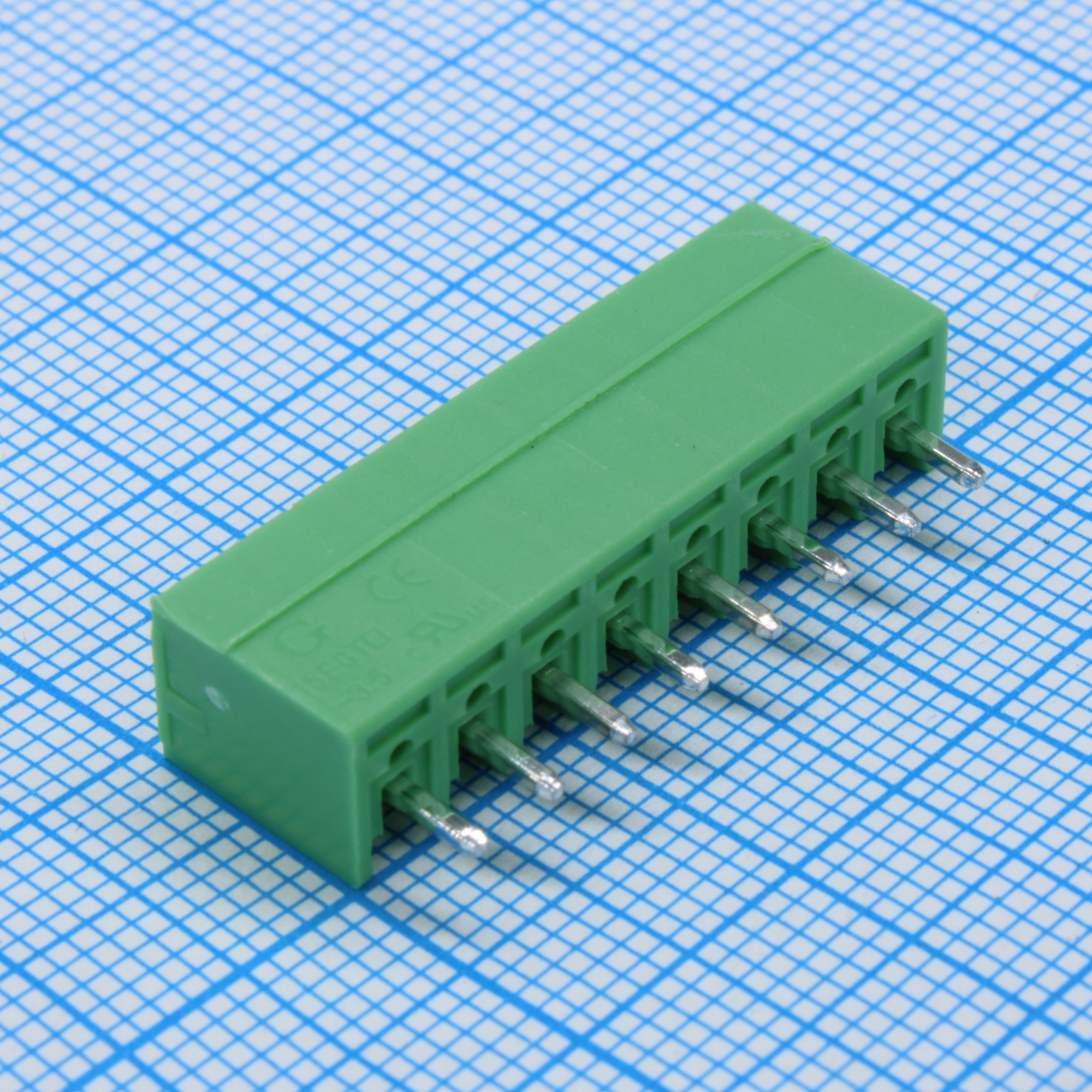 15EGTVC-3.5-08P-14-00 - Разъемный клеммный блок на плату, 8 контактов. Серия 15EGTVC-3.5