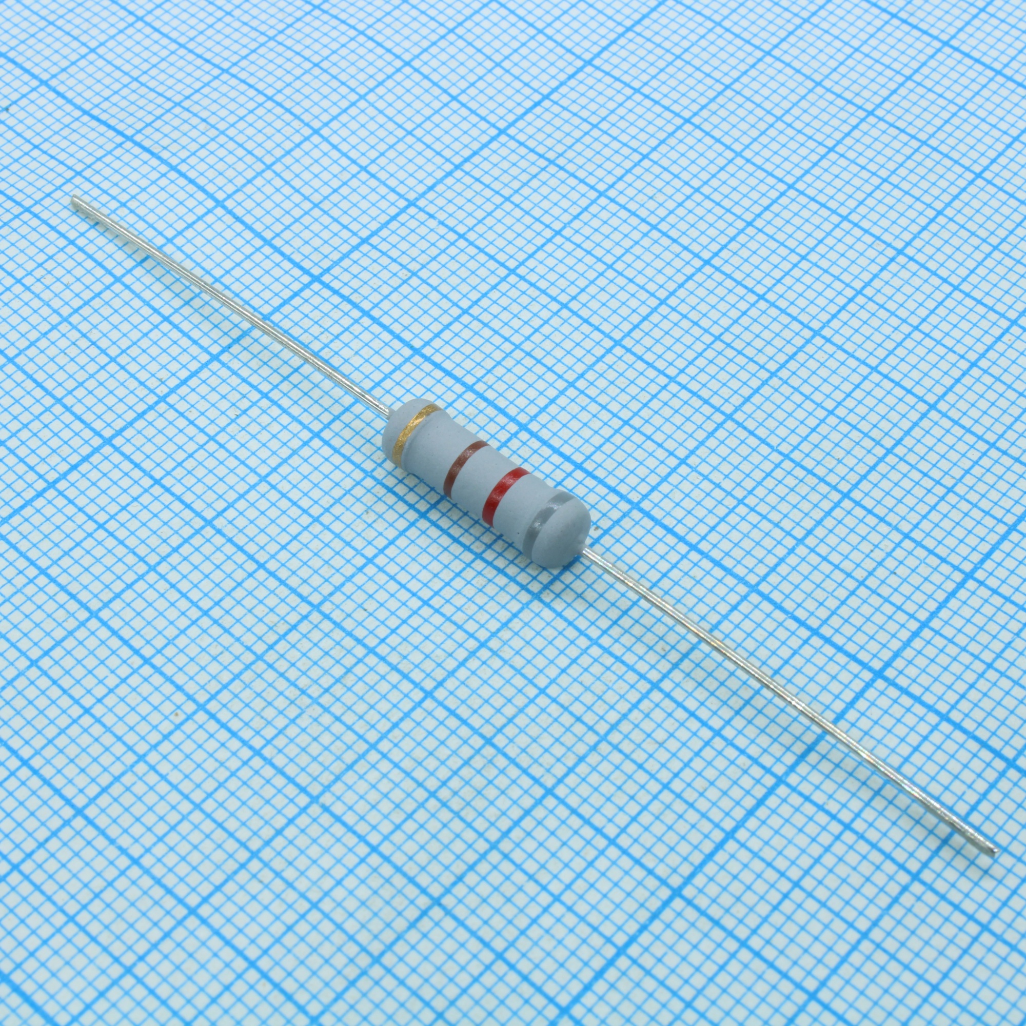 MF200J820RT - Резистор металлопленочный 2Вт 820Ом ±5%