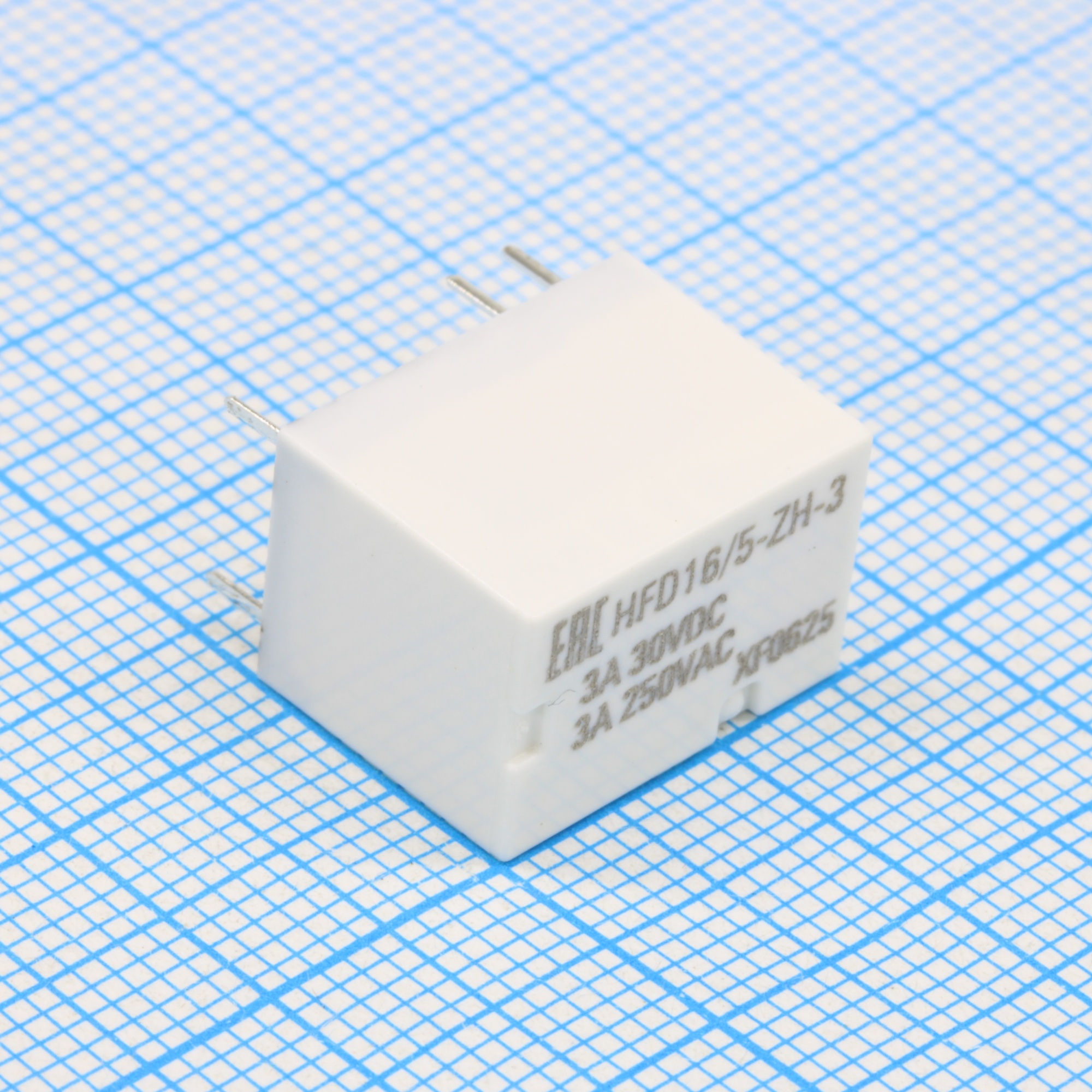 HFD16/5-ZH-3 - Сверхминиатюрное сигнальное реле 3А одна контактная группа-два направления катушка 5В