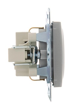 Розетка 1-м СП Karina с заземл. термопласт механизм матов. серебр. 707-4388-122B