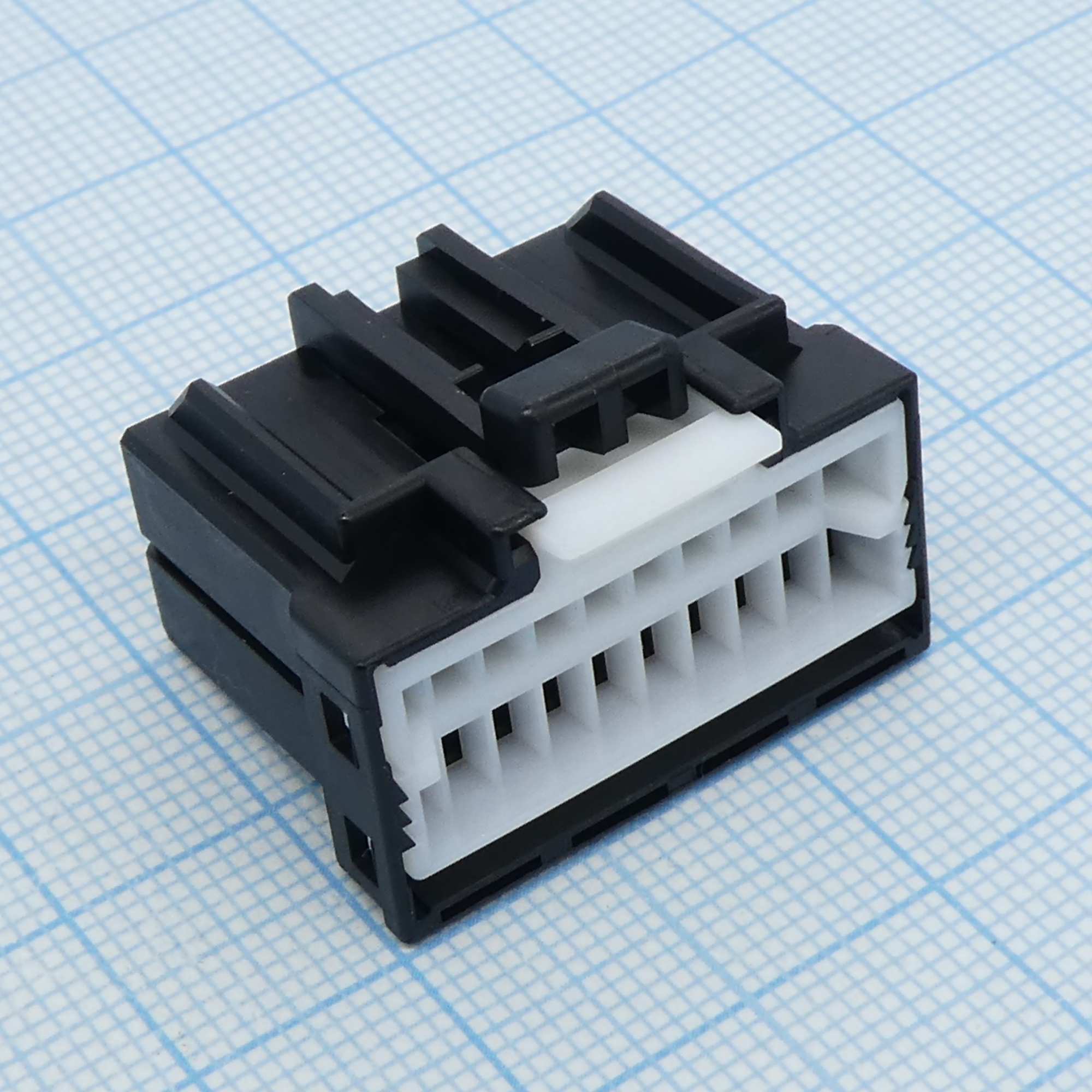 175967-2 - Корпус Автомобильного Разъема, MULTILOCK Series, Штекер, 20 вывод(-ов)