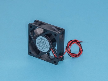 CF1-4 - Вентилятор 60х60х20, 12В, 0.16А, подшипник скольжения DAC6020L12S