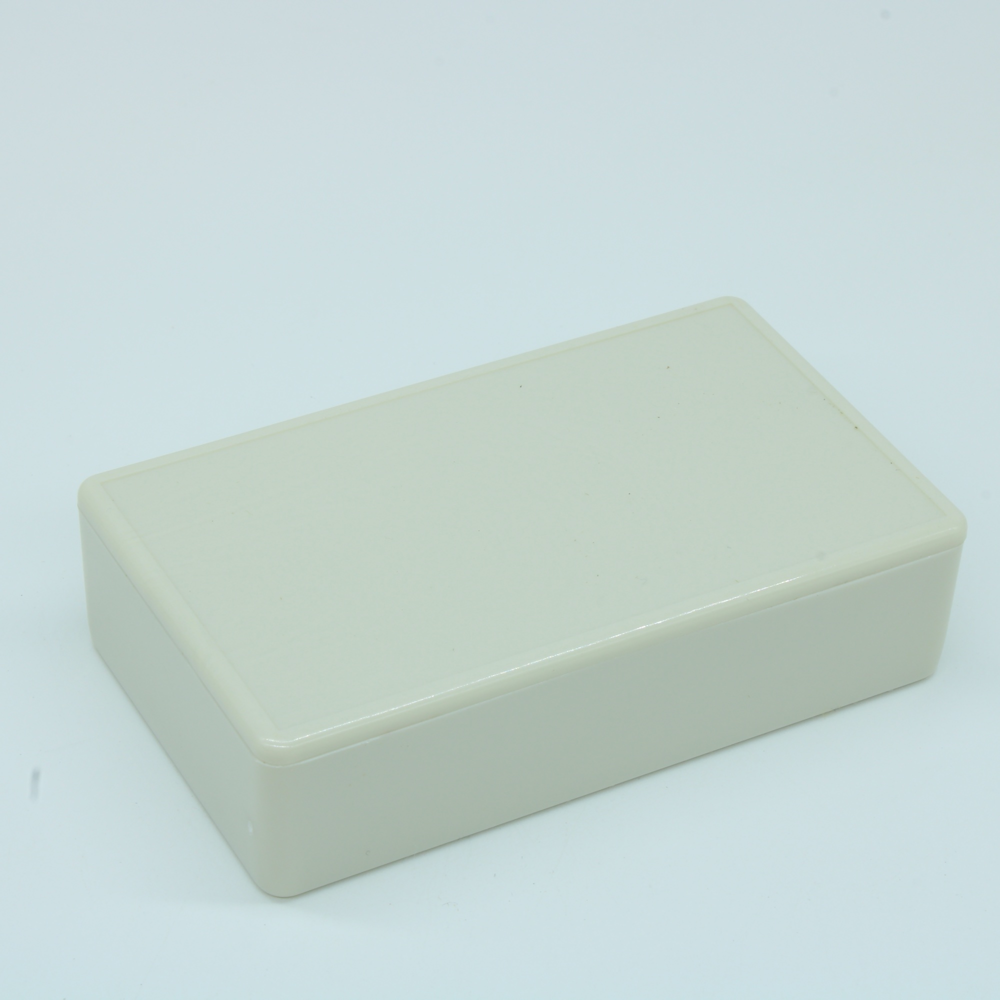 20-12 (207) - Корпус для электромонтажных и распределительных работ