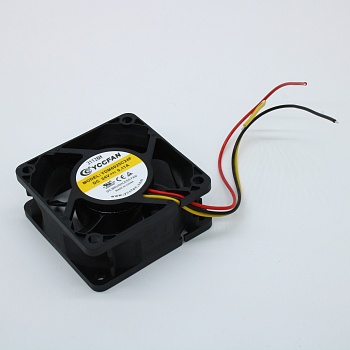 YDM6025C24F - Вентилятор 24В 60х60x25 C, 2.16Вт, 5000 об/мин, 43м3/час, 37.7дБ, подшипник скольжения CycleSeal, сигнальный вывод, тип вывода - провод