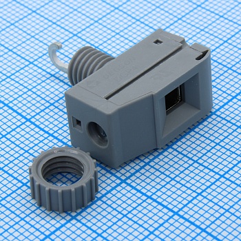 DGP4-01P-11-00Z(H) - Клемма на панель зажимная, внутреннее крепление под винт провод 4мм