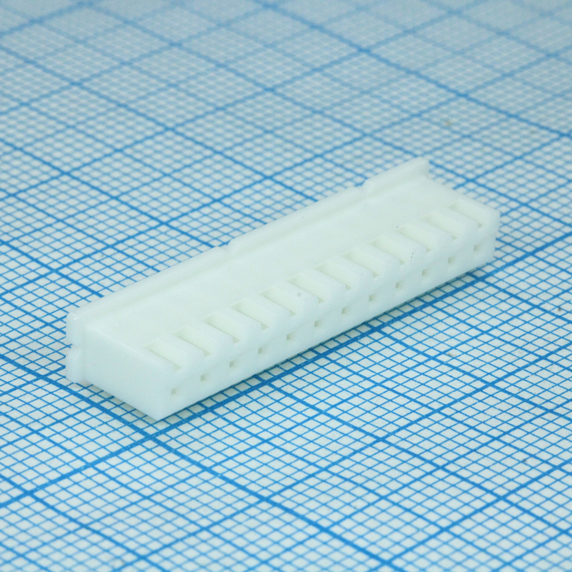 XHP-12 - Серия XH. Корпус разъема - розетка на кабель 12 контактов, шаг 2.5мм / требуются контакты T-DS1069-SC600