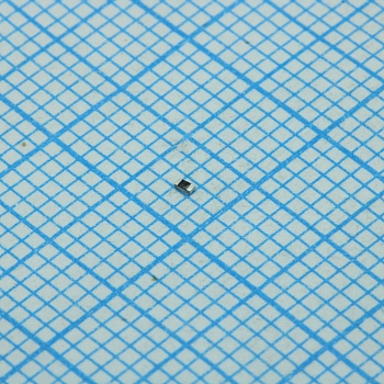 RC0402FR-07402KL - ЧИП-резистор 402кОм ±1% 0.063Вт типоразмер 0402