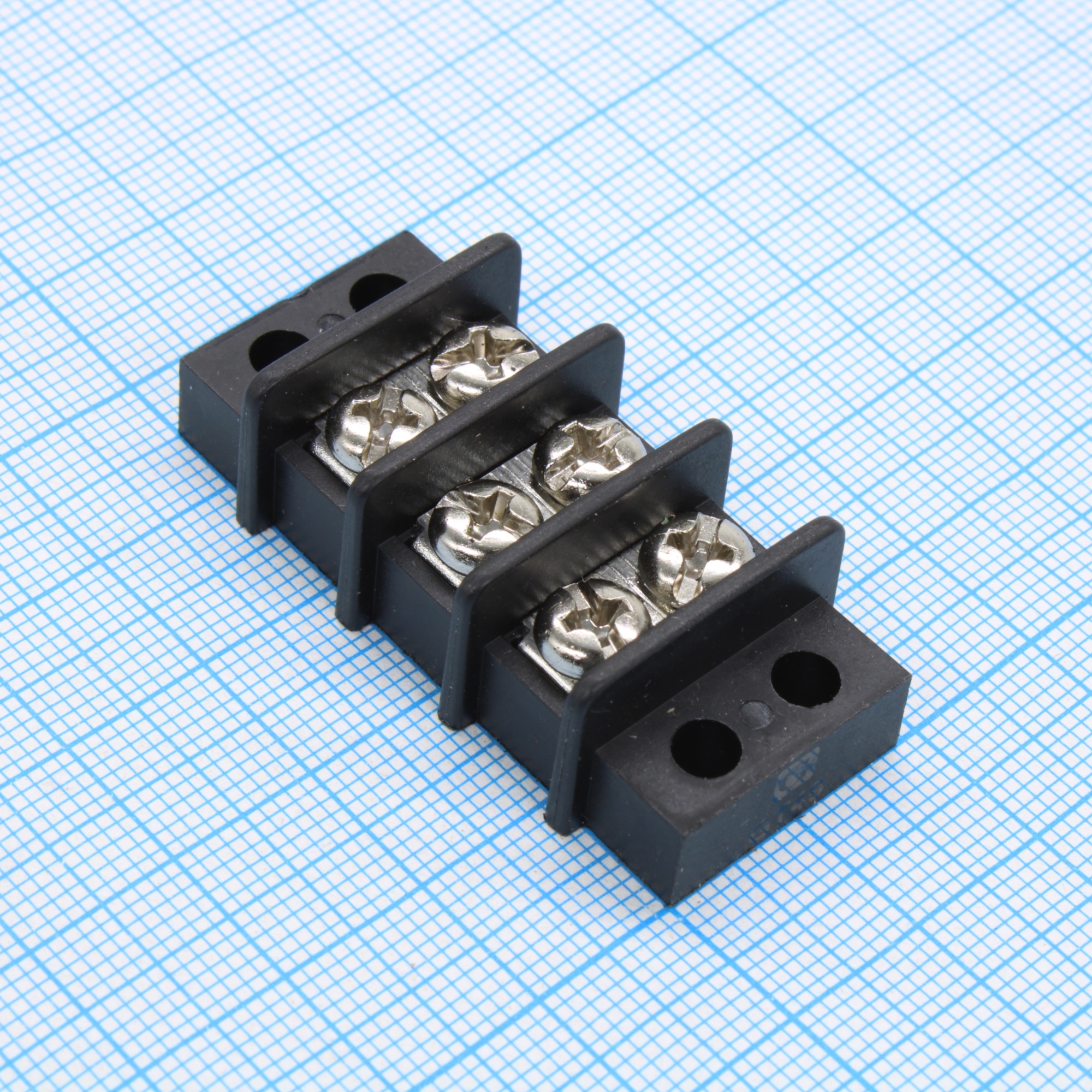 GT49-A-03P-13-00 - Блок барьерных клеммников 3 контакта белый