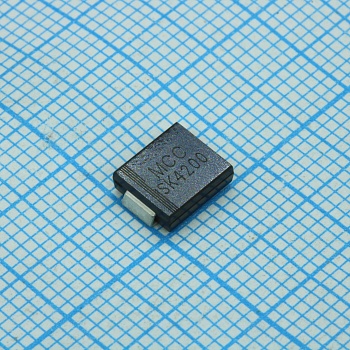 SK4200L-TP - Диод Шоттки 200В 4А 2-Pin SMC лента на катушке