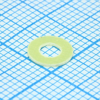 М3 стеклотекстолит - Шайба изолирующая M3 стеклотекстолит, толщина 0.5мм, внешний диаметр 7мм