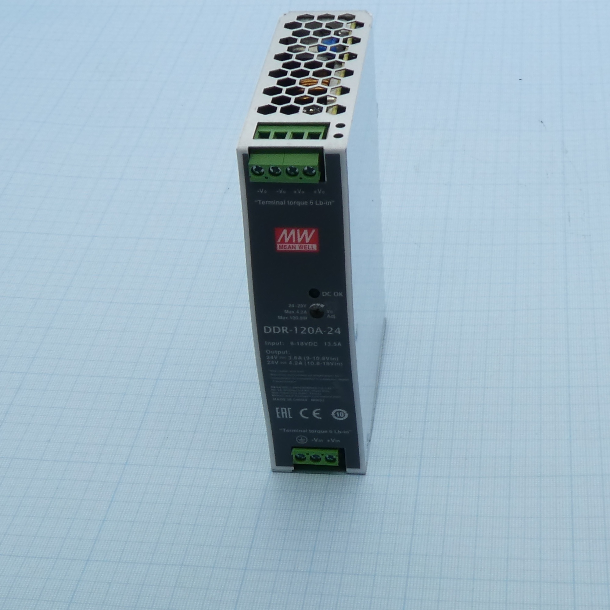 DDR-120A-24 - DC-DC, 100.8Вт, вход 9…18В DC, выход 24В/5А, изоляция 4000В DC, в кожухе на DIN-рейку, 32х125.2х102мм, -40...+70°С