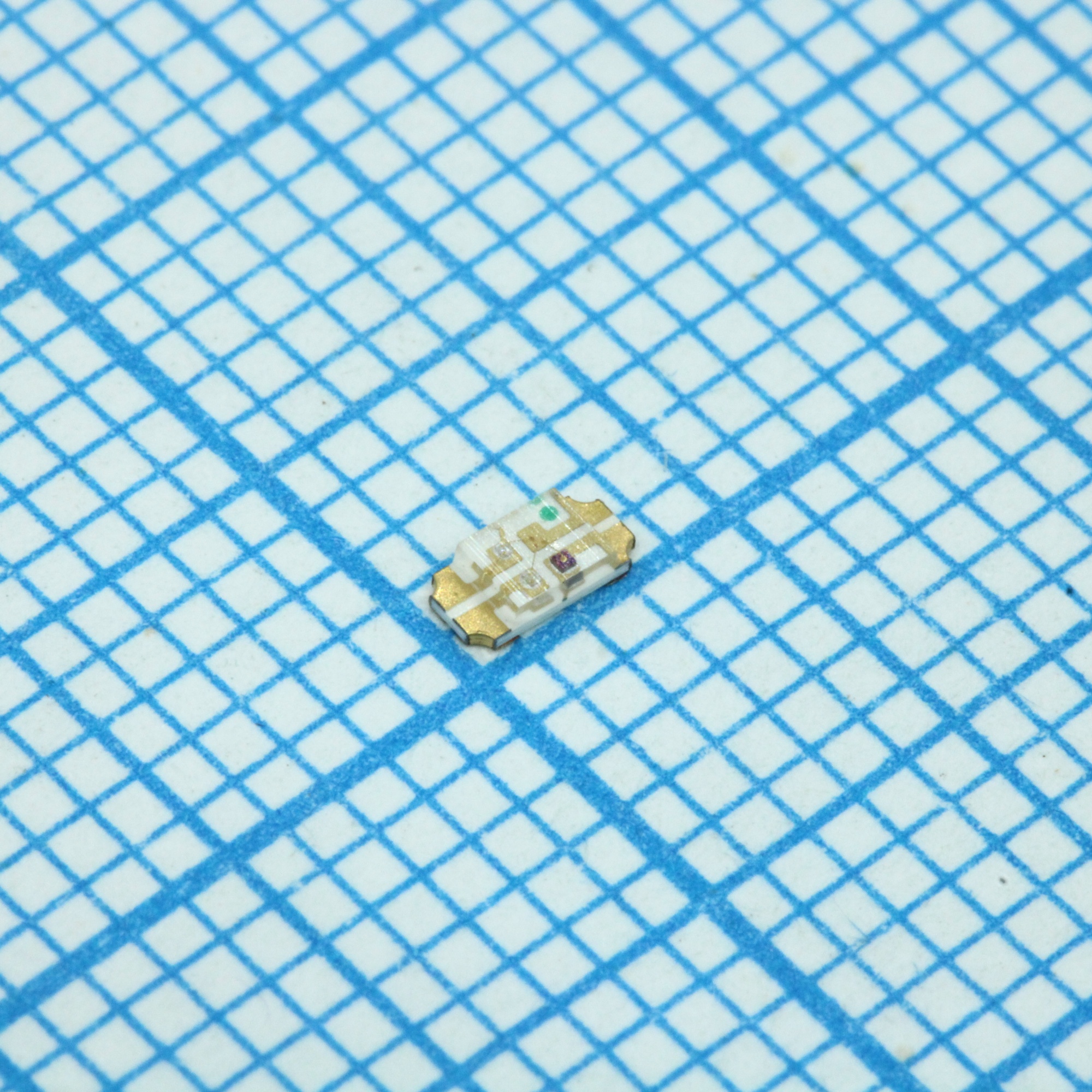 HL-PCF-3216S39FU70GH203BC-A - Светодиод smd 3,2х1,6мм/RGB/622нм 270-350мкд - 520нм 780-1000мкд - 470нм 160-220мкд/130°