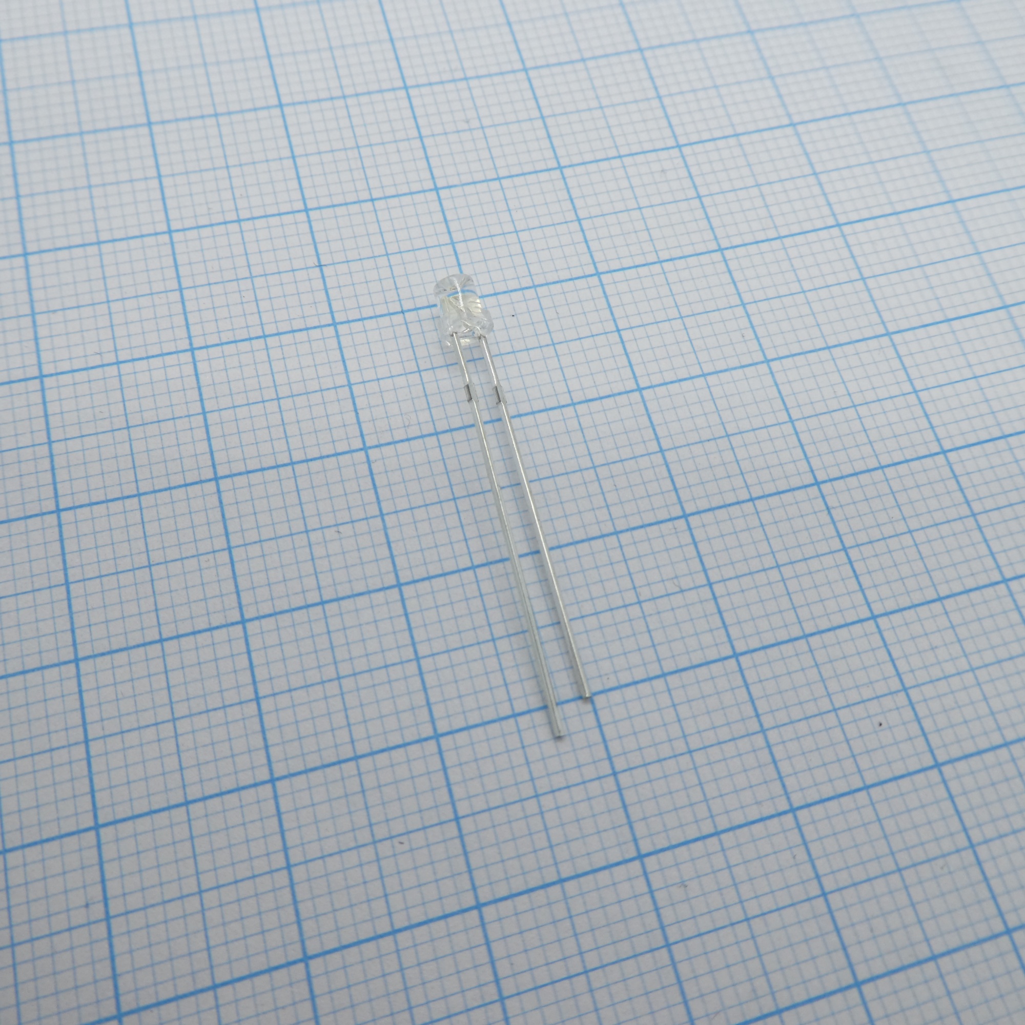 FYL-3034SUGC1E - Светодиод 3мм/зеленый/568нм/280мкд/прозрачный/85°/цилиндр с конусообразным углублением