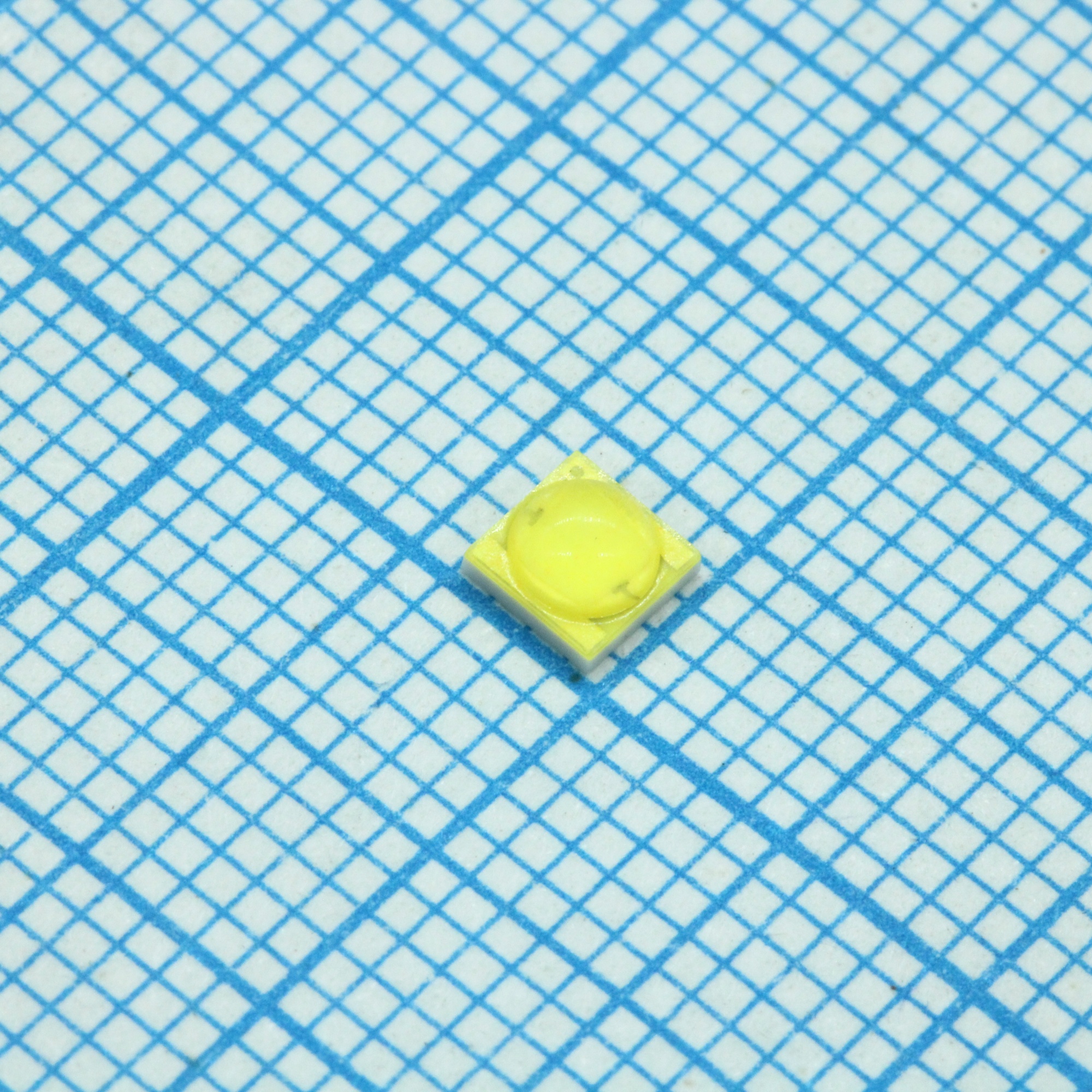 HL-C3535K9W1GA(Ra1)-FC (5000K) - Светодиод smd 3,45х3,45мм/белый/5000К/165Лм при 350мА или 305Лм при 700мА/ Ifmax=1500mA/ 4Вт/2.8В/ CRI=70/ 130°