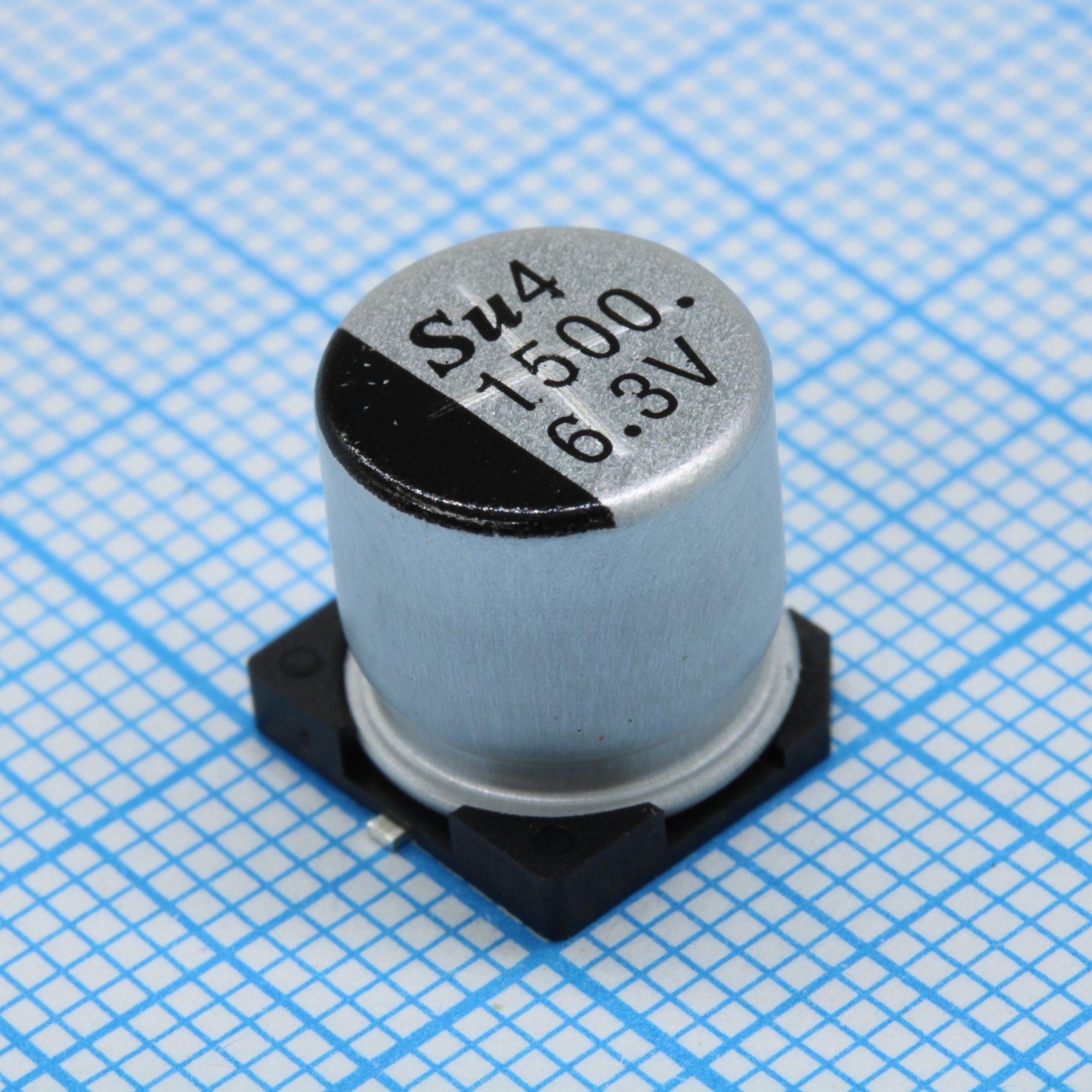 TS13C11C681MKT000R - Конденсатор электролитический низкоимпедансный для поверхностного монтажа 16В 680мкФ ±20%, 2000часов, 850mA, 10*10.5