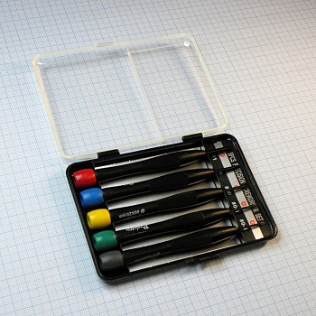 8PK-2063 - Профессиональный набор инструментов спроектированный и созданный специально для электриков и инженеров.