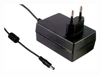 GST18E07-P1J - AC-DC, 15Вт, вход 85...264B AC 47...63 Гц,, выход 7.5B/2A, изоляция 3000В AC, 79x54x33мм, -30...+70°С, выходной разъем 11, диам. 5.5х2.1мм