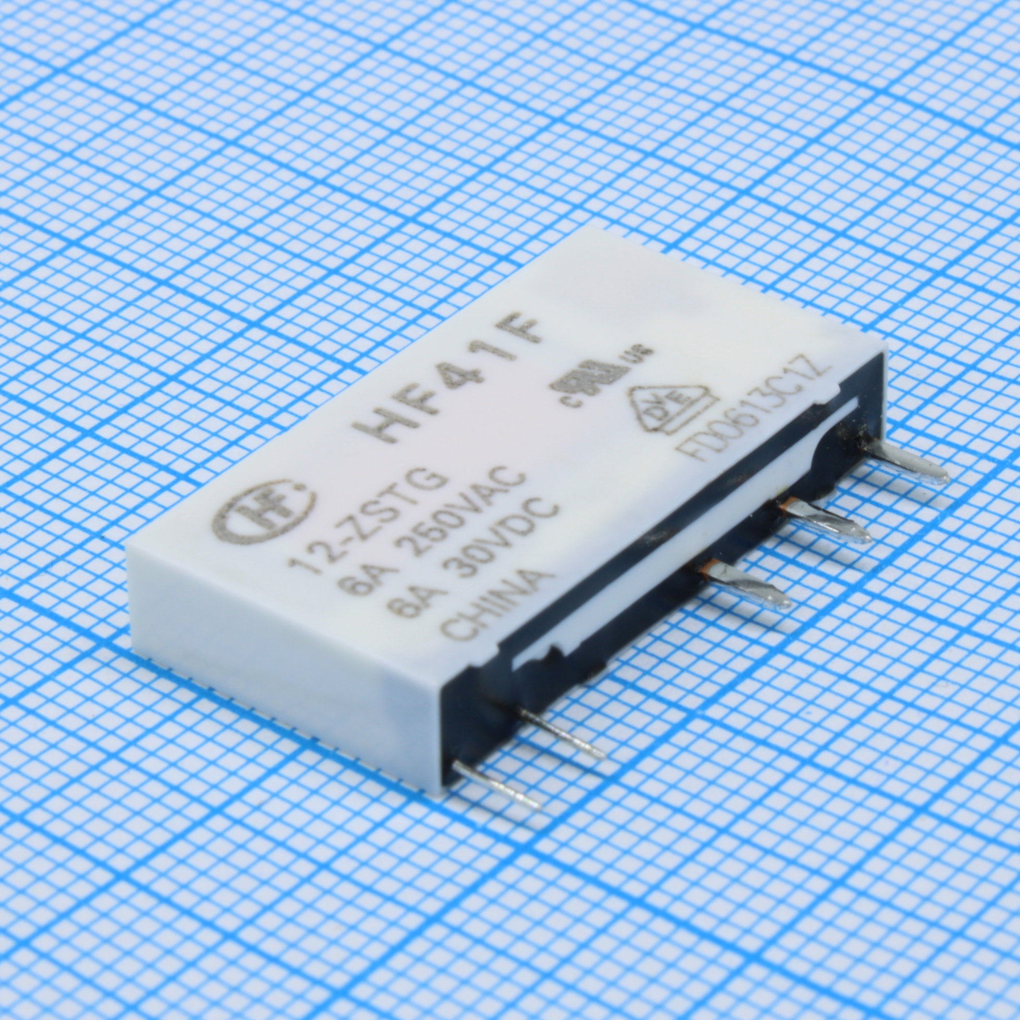 HF41F/12-ZSTG - Реле силовое 6А одна группа на переключение катушка 12В