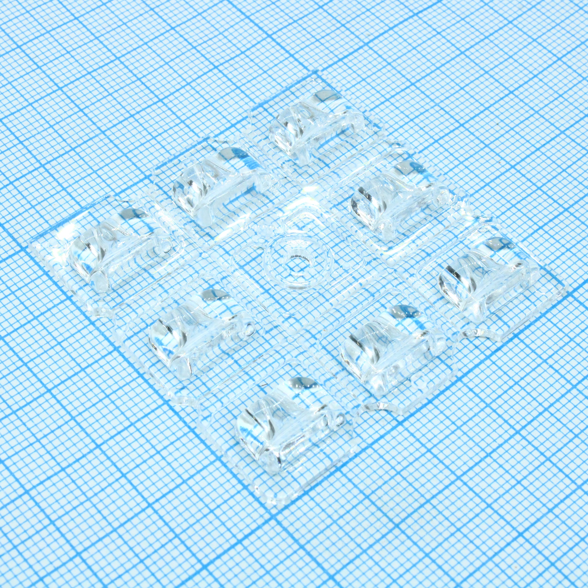 C15034_STRADELLA-8-T2 - Линза прозрачная асимметричная под винт