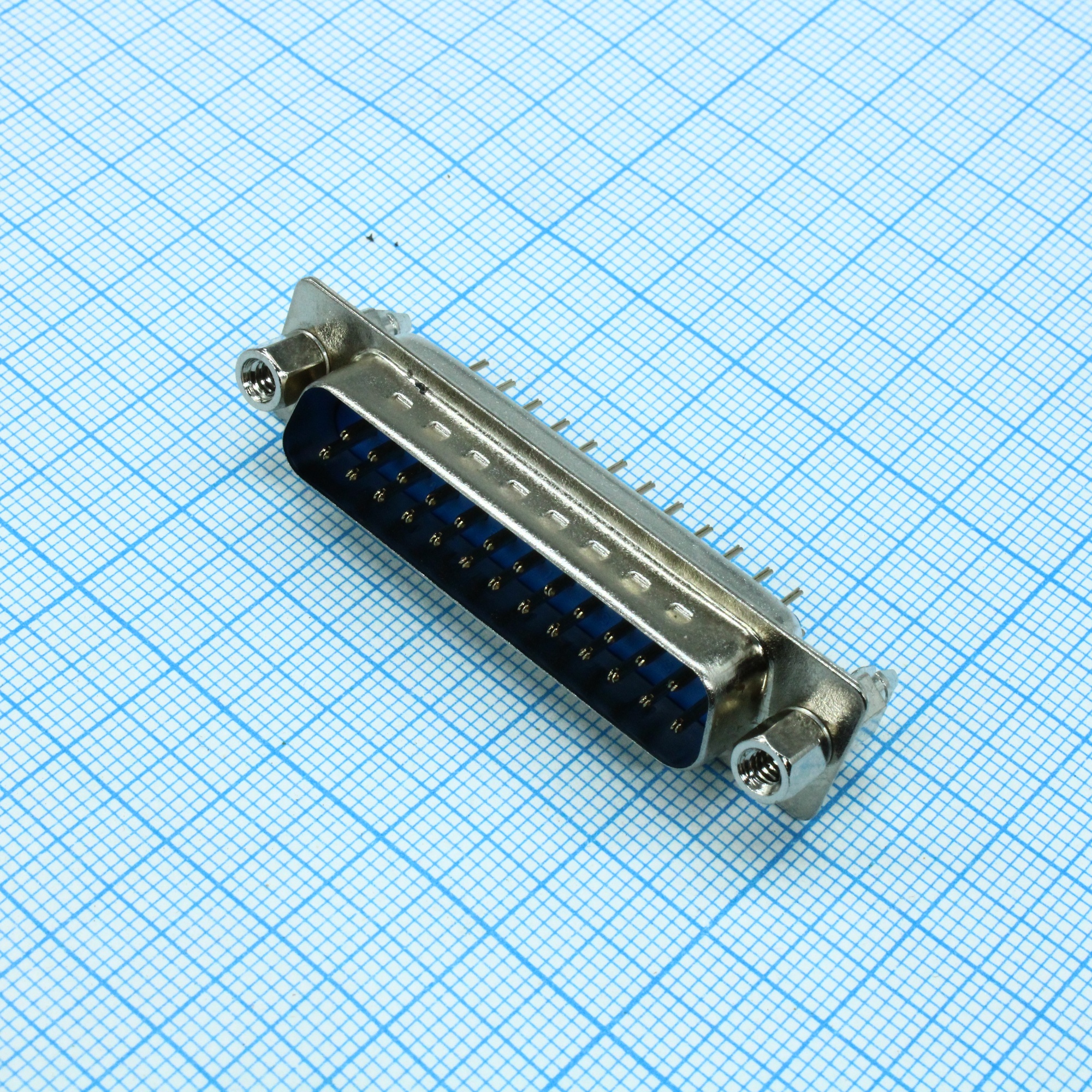 DS1034-25MUNSI44 - Разъем D-Sub, вилка на плату, 25 контактов, вертикальный / синий