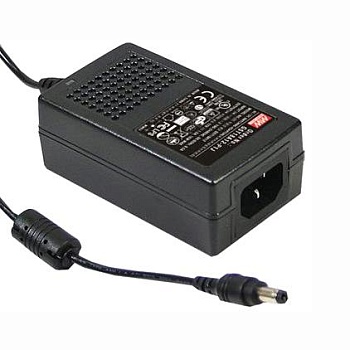 GST18A09-P1J - Адаптер настольный, AC-DC, 18Вт, вход 85...264B AC 47...63 Гц,, выход 9B/2A, изоляция 3000В AC, 93x54x36мм, -30...+70°С, сетевой разъём IEC320-C14, выходной разъем 11, диам. 5.5х2.1мм