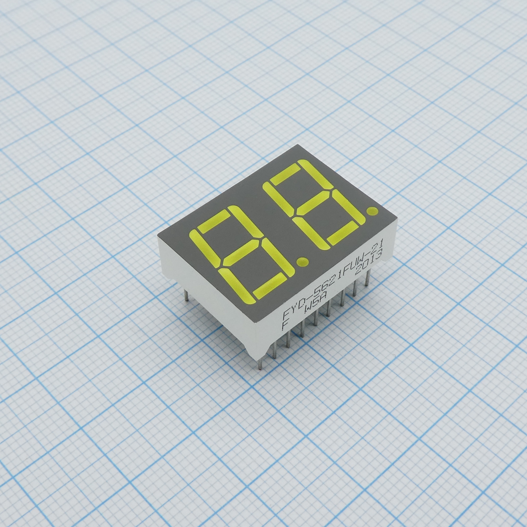 FYD-5621FUW-21 - 2-х разрядный индикатор 14,2мм/белый/9500K/180-200мкд/ОА