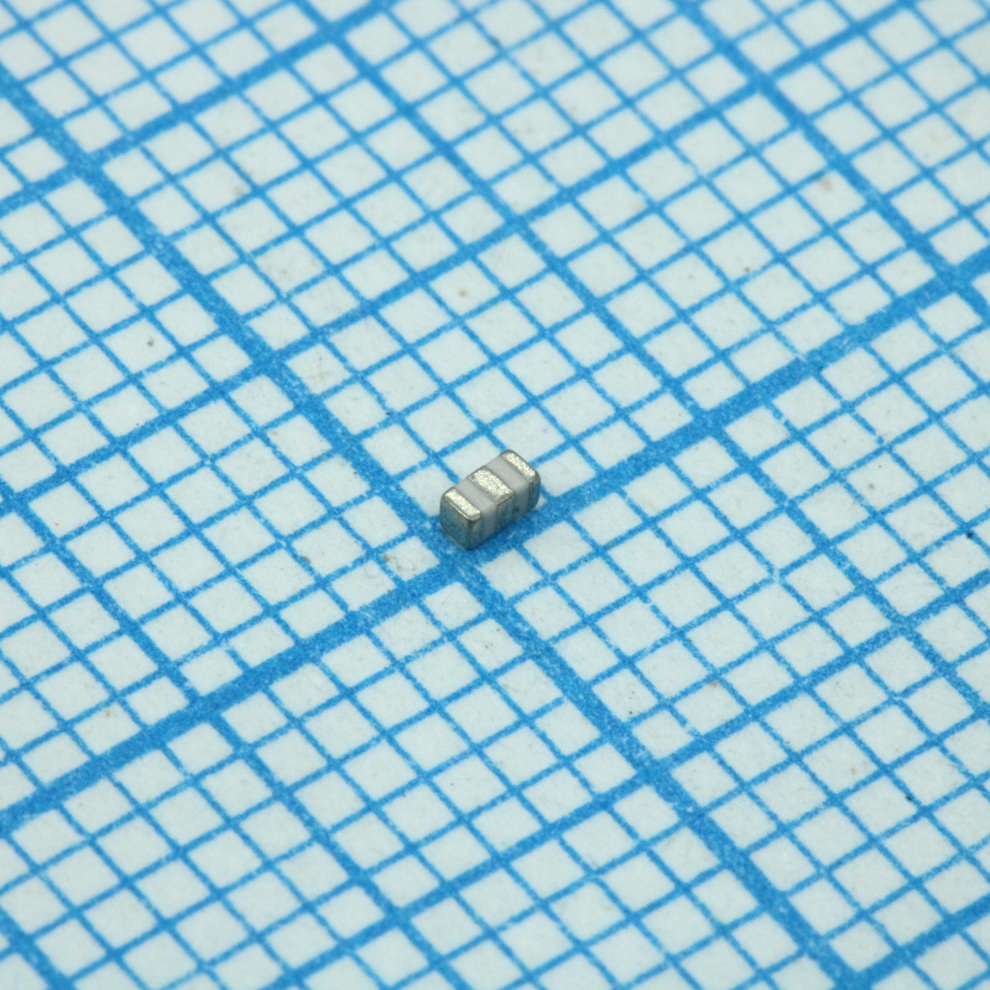 NFL18ST307X1C3D - EMI фильтр индуктивно-емкостной 300MHz 18pF ±20% 62nH ±20% 200mA 16Vdc Flat Style SMD 0603 T/R