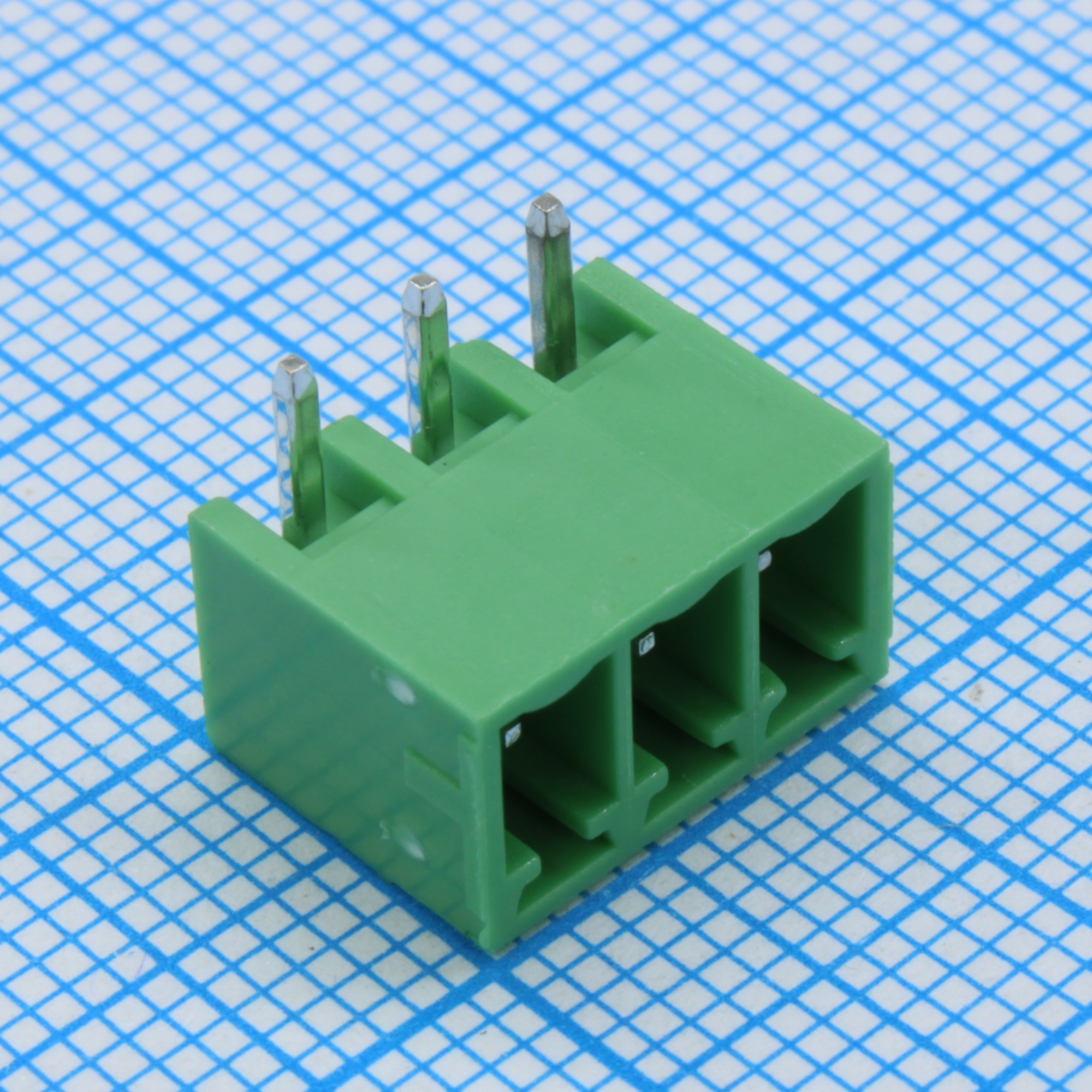 15EGTRC-3.81-03P-14-00 - Разъемный клеммный блок на плату, 3 контакта. Серия 15EGTRC-3.81