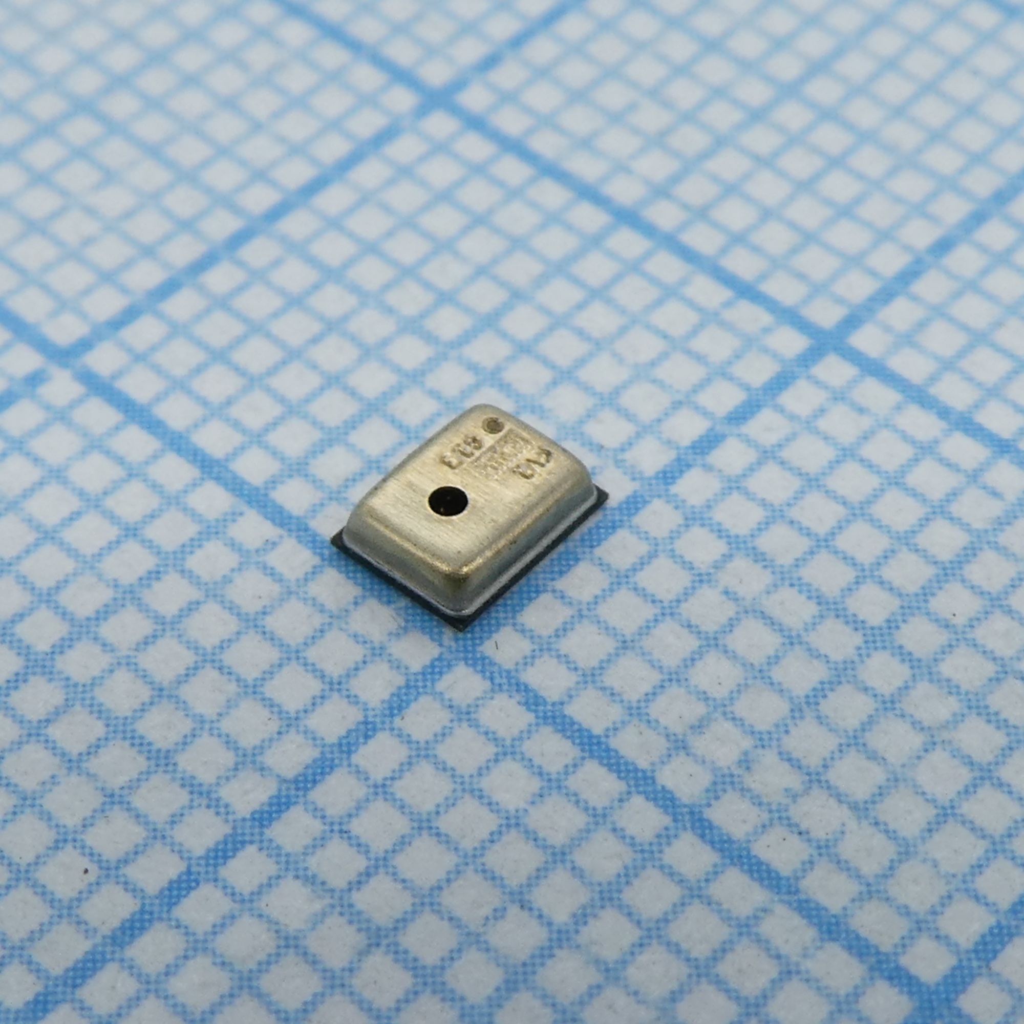 MP34DT01TR-M - MEMS цифровой микрофон емкостной маломощный ультракомпактный.