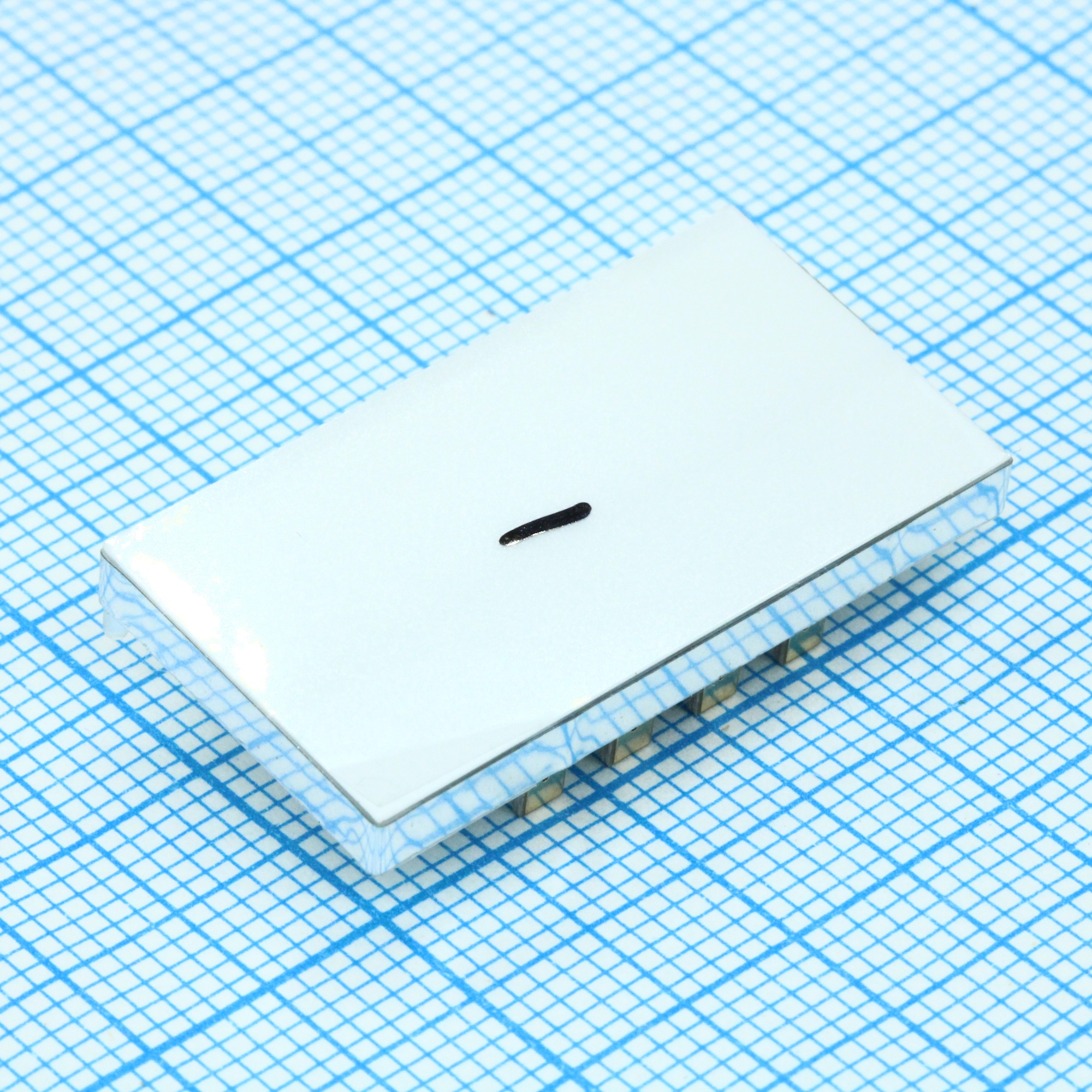 WDB0033-C-#00 - Подсветка к дисплею 29х18мм