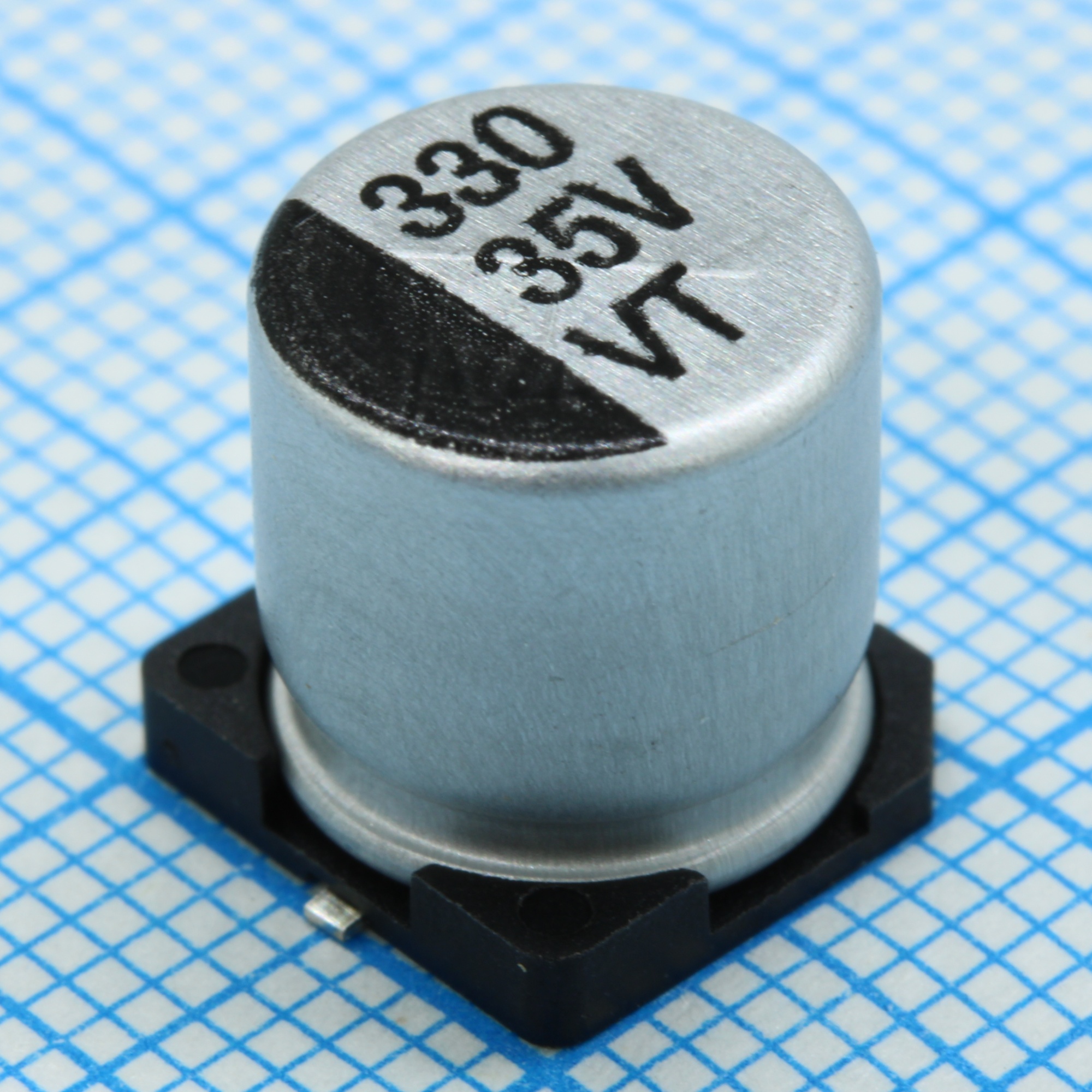 VT331M1VBKJ1010VBK - Конденсатор алюминиевый электролитический 330мкФ 35В ±20% (10 X 10.5мм) для поверхностного монтажа 245мА 2000час 105°С лента на катушке