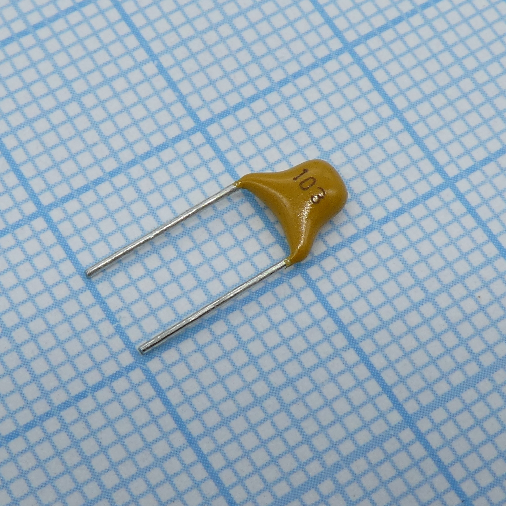 TS170R1H103MSBFB0R - Конденсатор керамический многослойный 0.01мкФ 50В Y5V ±20% радиальный 5.08мм 85°C россыпь