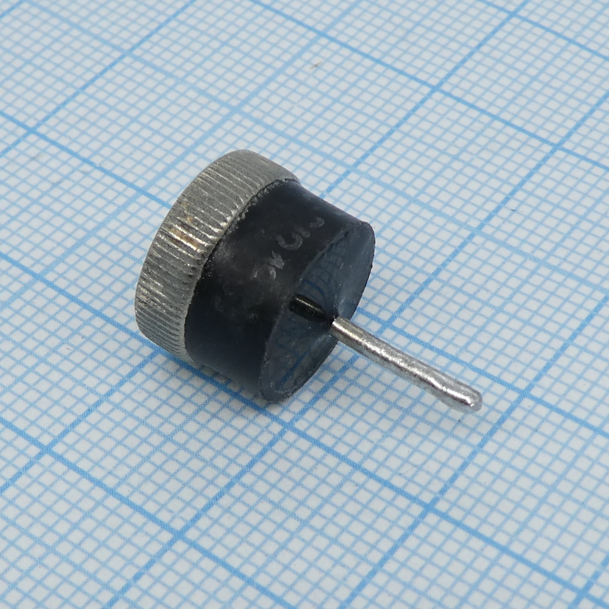 ДВА-204-20-2 - Диод выпрямительный 600В 20А