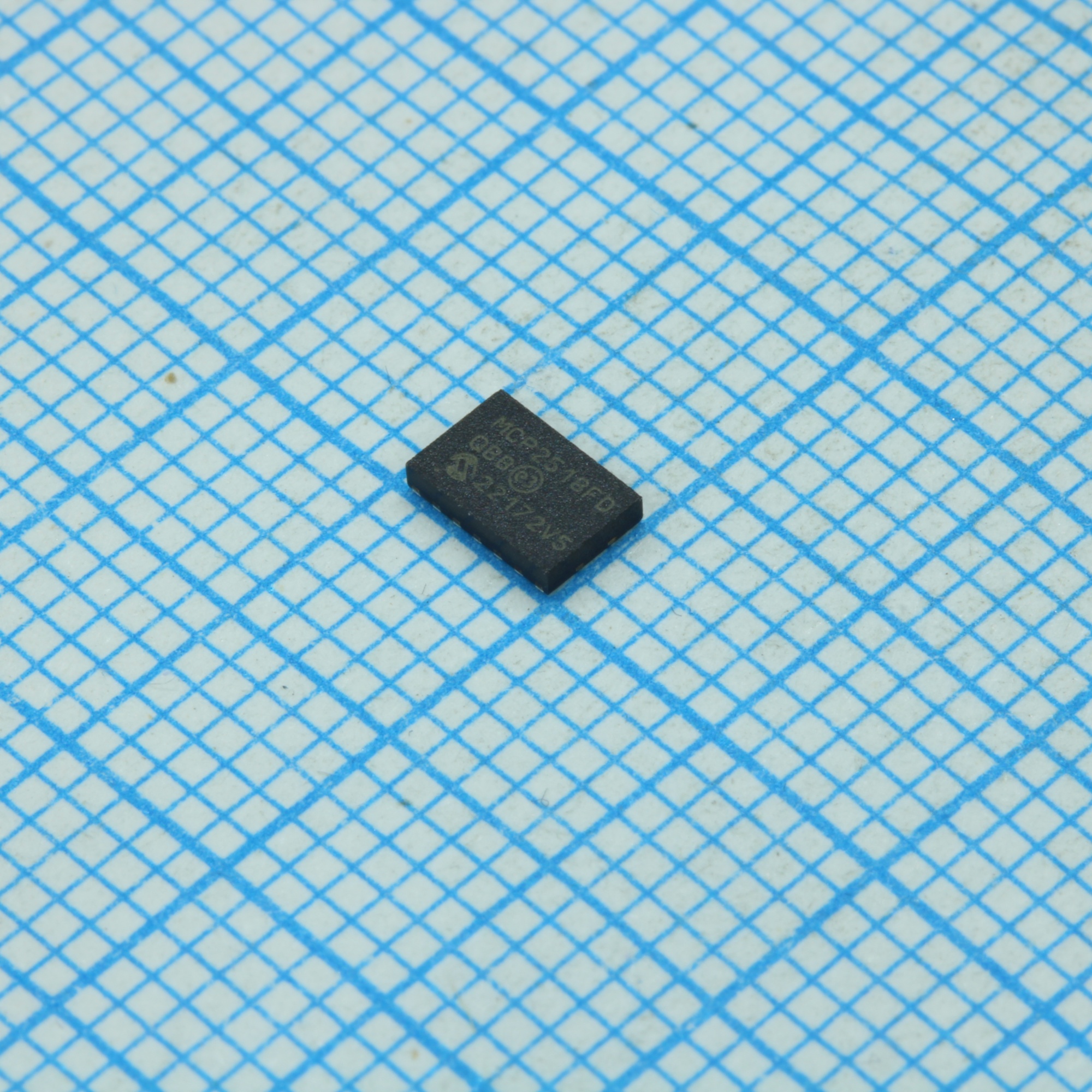 MCP2518FDT-E/QBB - Интерфейс CAN 2.0В, 1 Mbps, SPI