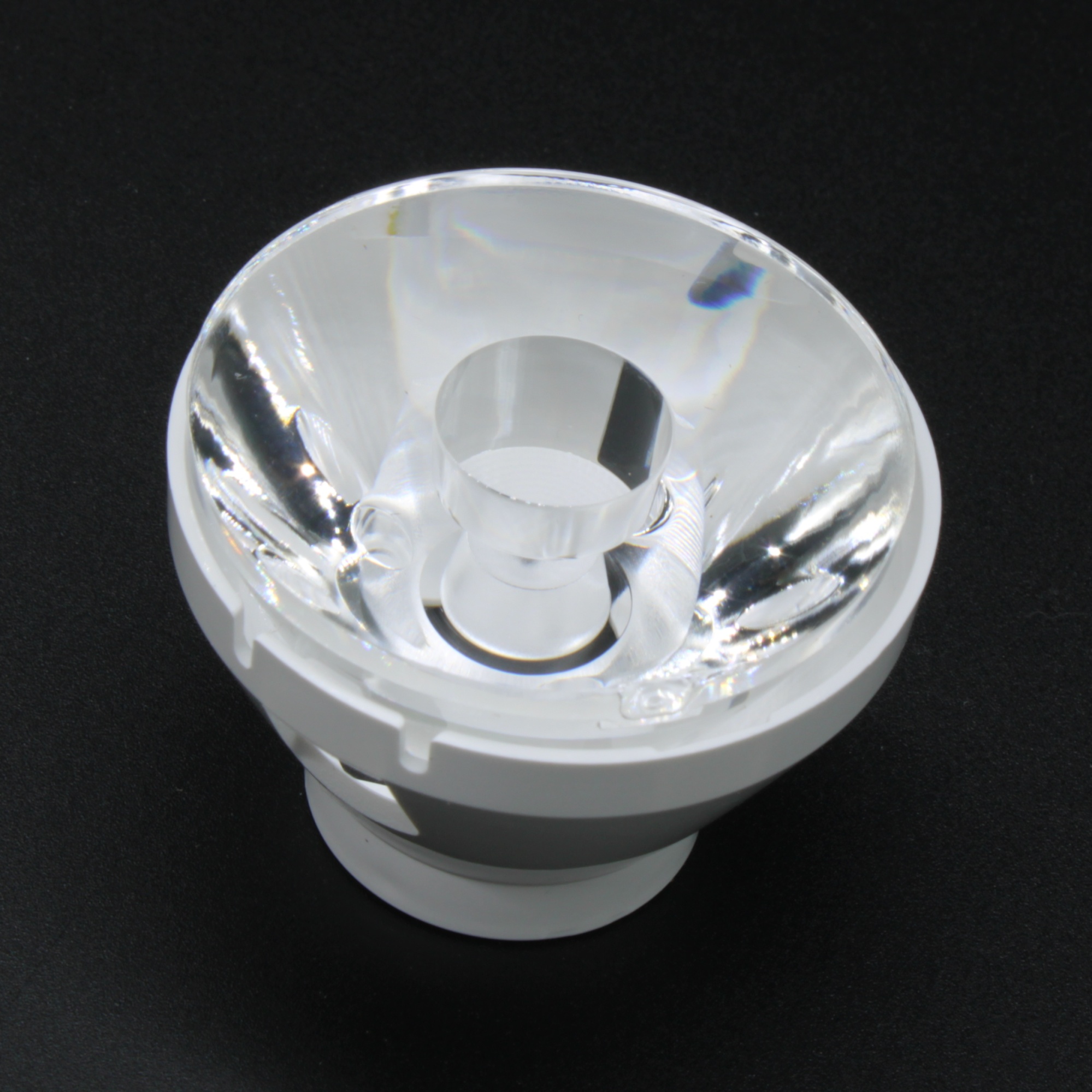 AJS35D22H6G - Линза белая с держателем для светодиода 3535/3030/5050XML,   эфф=93%, 4°,  D=35mm  H:23,33mm, PMMA