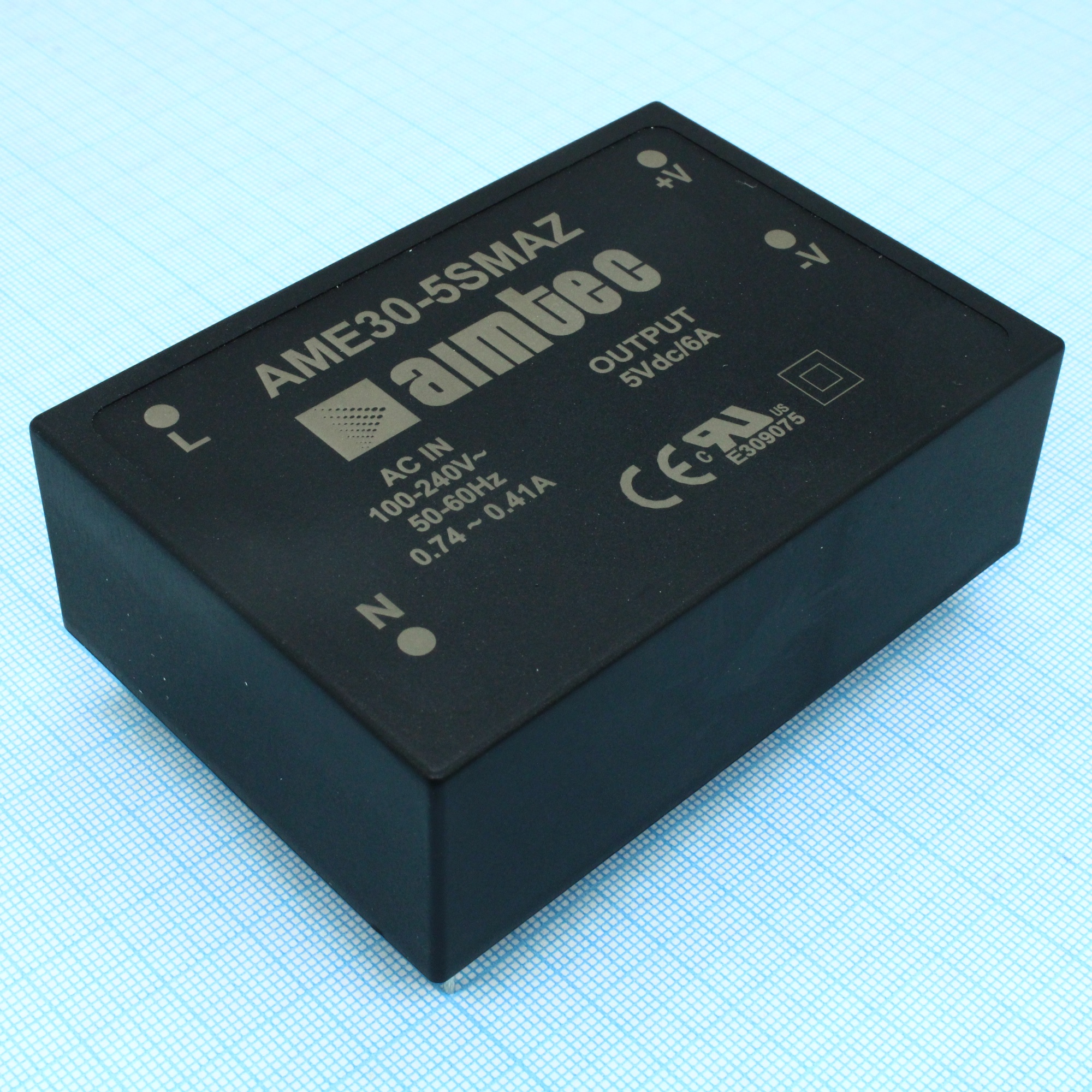 AME30-5SMAZ - AC/DC, 30Вт, вход 90…264В, выход 5В/6А, изоляция 4000В AC, КПД 82%, максимальная емкостная нагрузка не более 8200мкФ, 90.5x63x30мм, -40…85°C, пластик