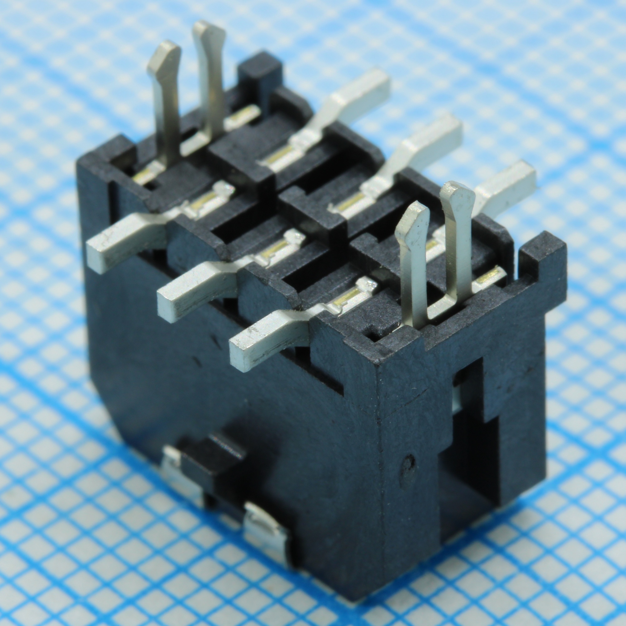 KLS1-XM1-3.00-2X03-VMT - Разъем низковольтного питания вилка шаг 3мм 6 контактов (2X3) черный