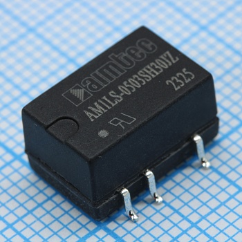 AM1LS-0503SH30JZ - DC/DC, 1Вт, вход 4.5…5.5В, выход 3.3В/0.03…0.303А, изоляция 3000В DC, КПД 74%, максимальная емкостная нагрузка не более 2400мкФ, для поверхностного монтажа, 13.2x11.4x7.25мм, -40…105°C, пластик