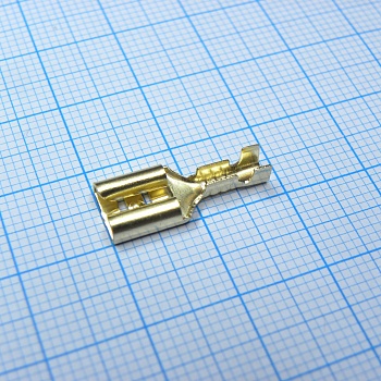 Контакт гнездовой DJ622-D6.3A - Контакт гнездовой неизолированный 6,3 мм, самофиксация, сечение провода 0.5-0.8мм2, Толщина металла: 0.4мм, Материал: латунь, Способ монтажа: обжим