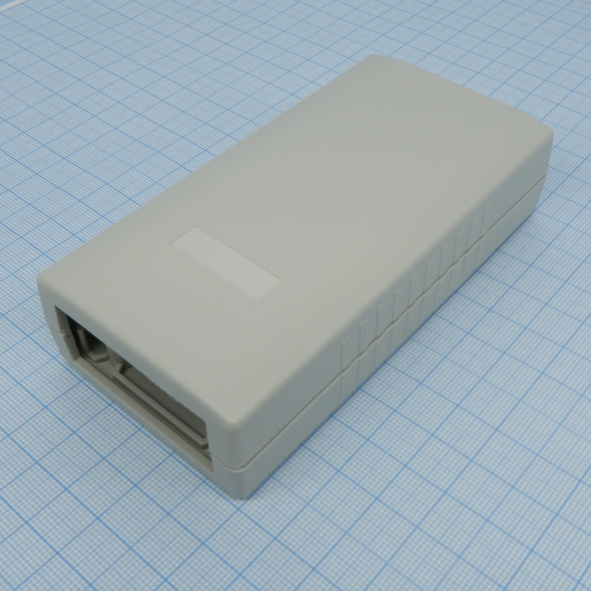 G436 - Корпус из ударопрочного ABS пластика, светло-серый