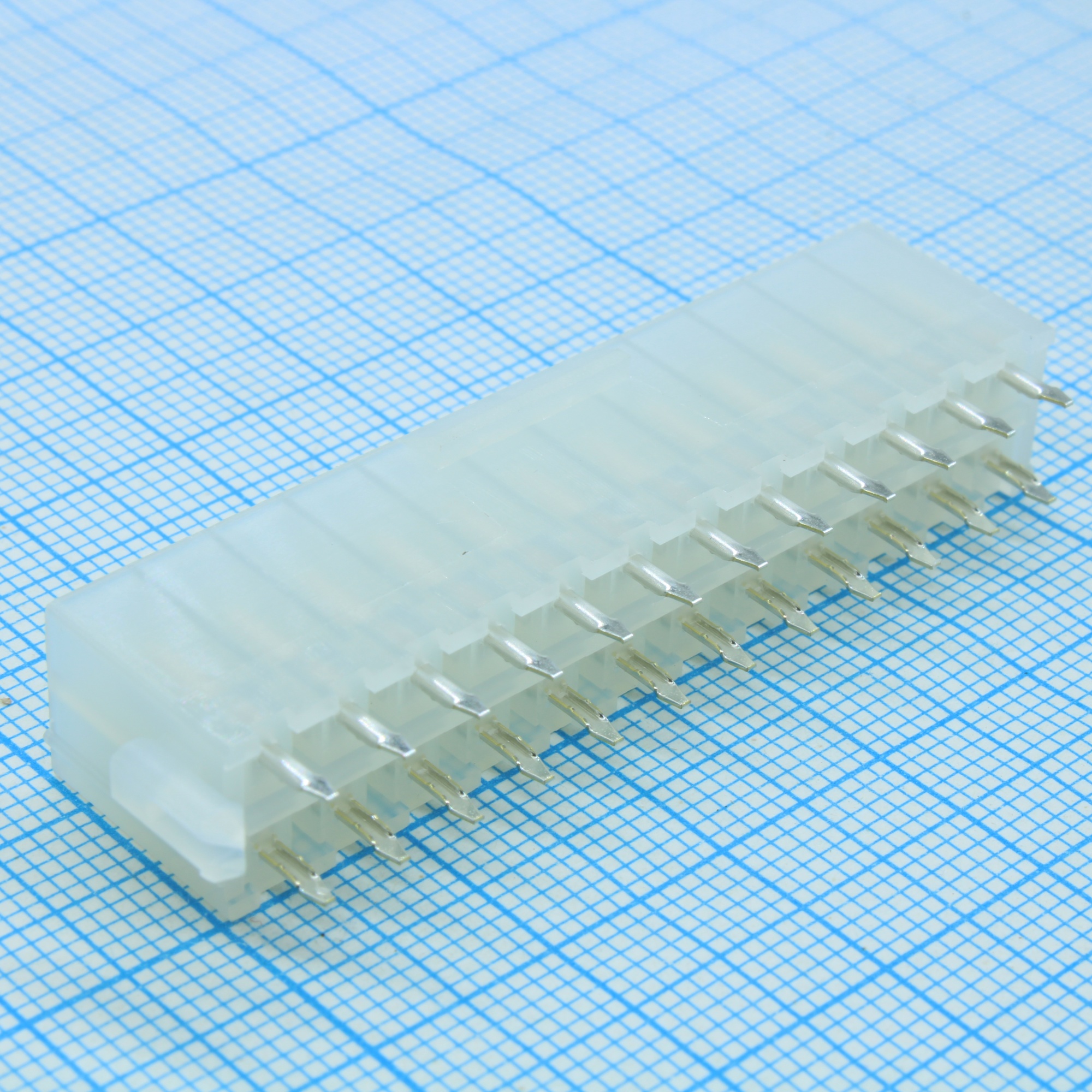 442060007 - Соединитель провод-плата HDR 24 контакта шаг 4.2мм монтаж в отверстие серия Mini-Fit Jr лоток