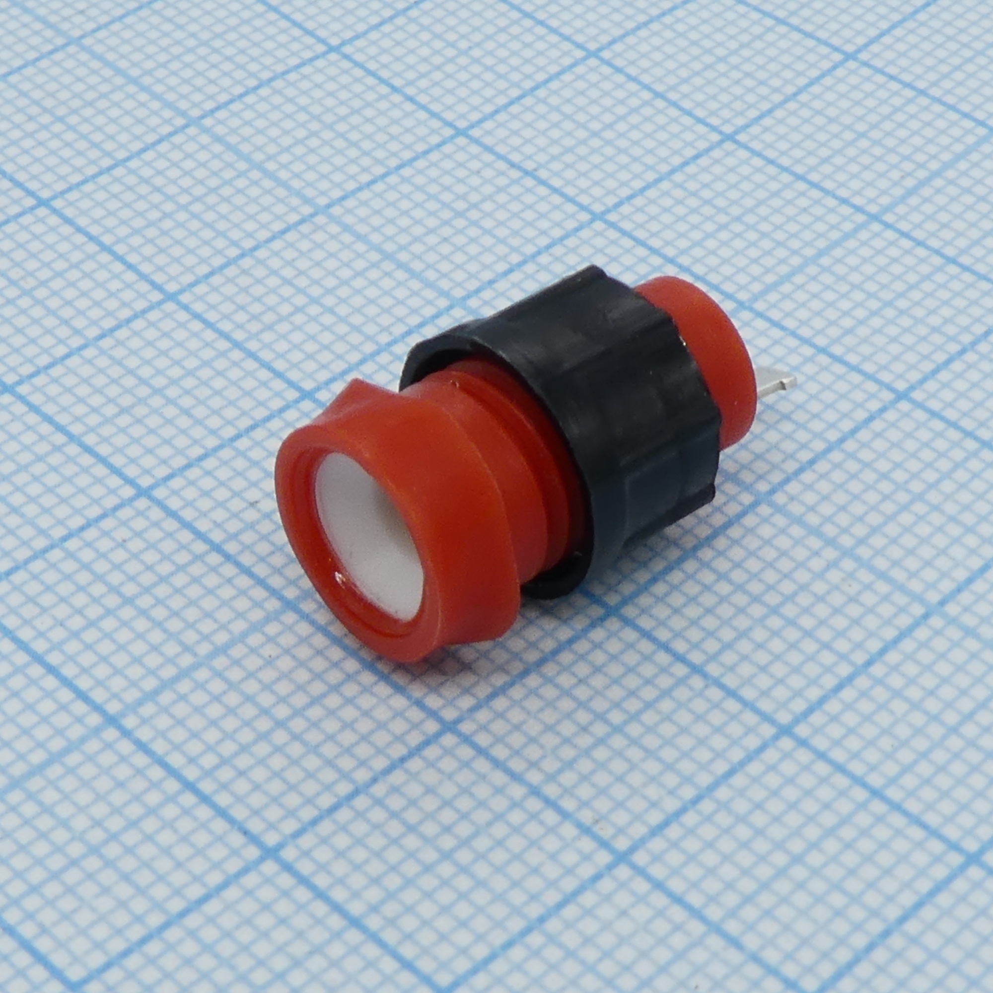 Г4,0кр - Однополюсное гнездо. с диаметрами рабочих поверхностей контактов 4 мм