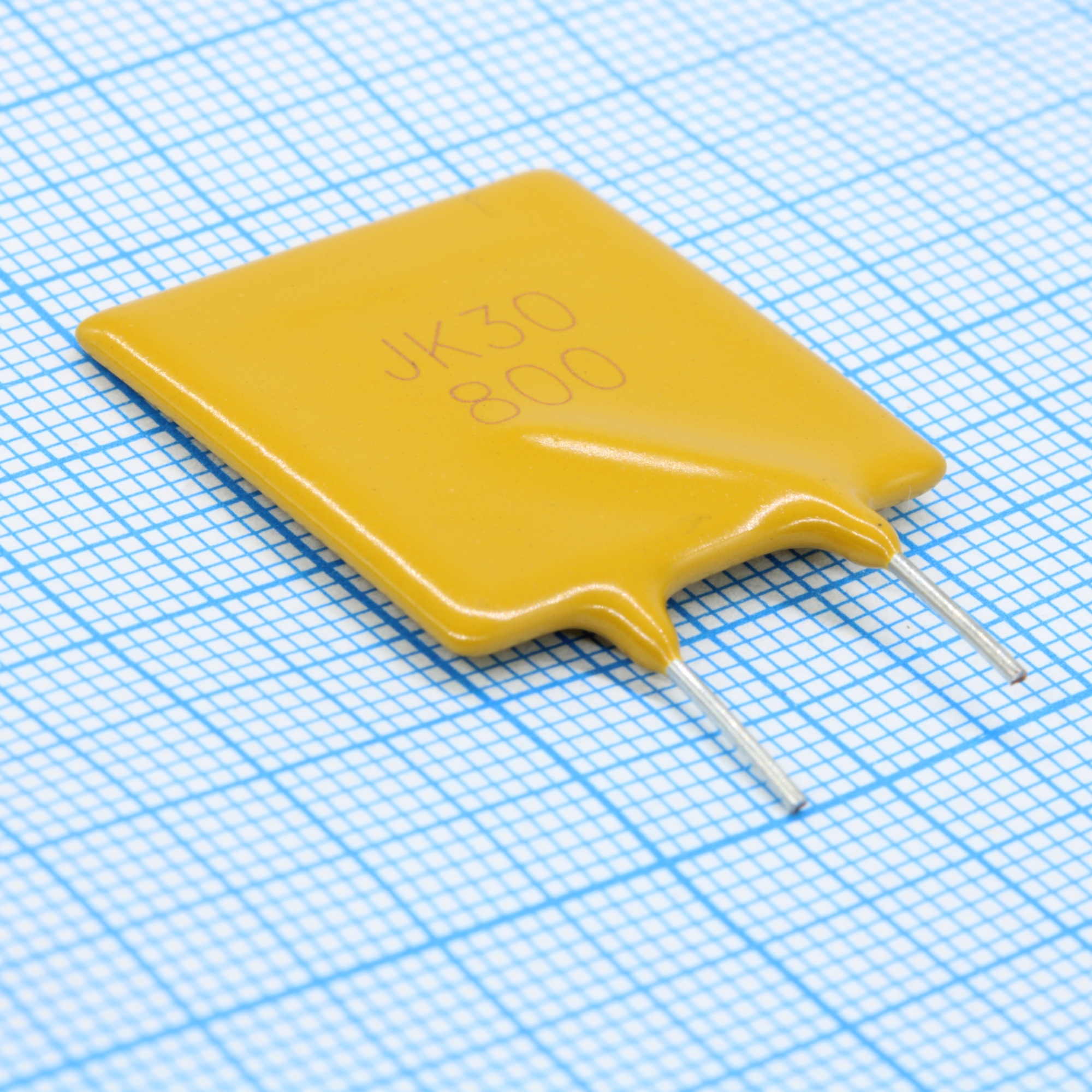 JK30-800 - Предохранитель самовосстанавливающийся 30В 40A 8А(удержание) 16А(отключение) 18.8сек 4Вт 5Ом перед отключением