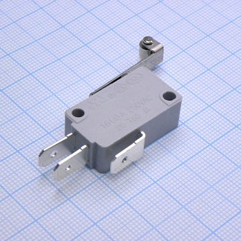 Микропереключатель СВЧ печи рычаг+ролик - 28*16*10мм 1 группа на переключение, рычаг с роликом 25мм, контакты шириной 6.3мм