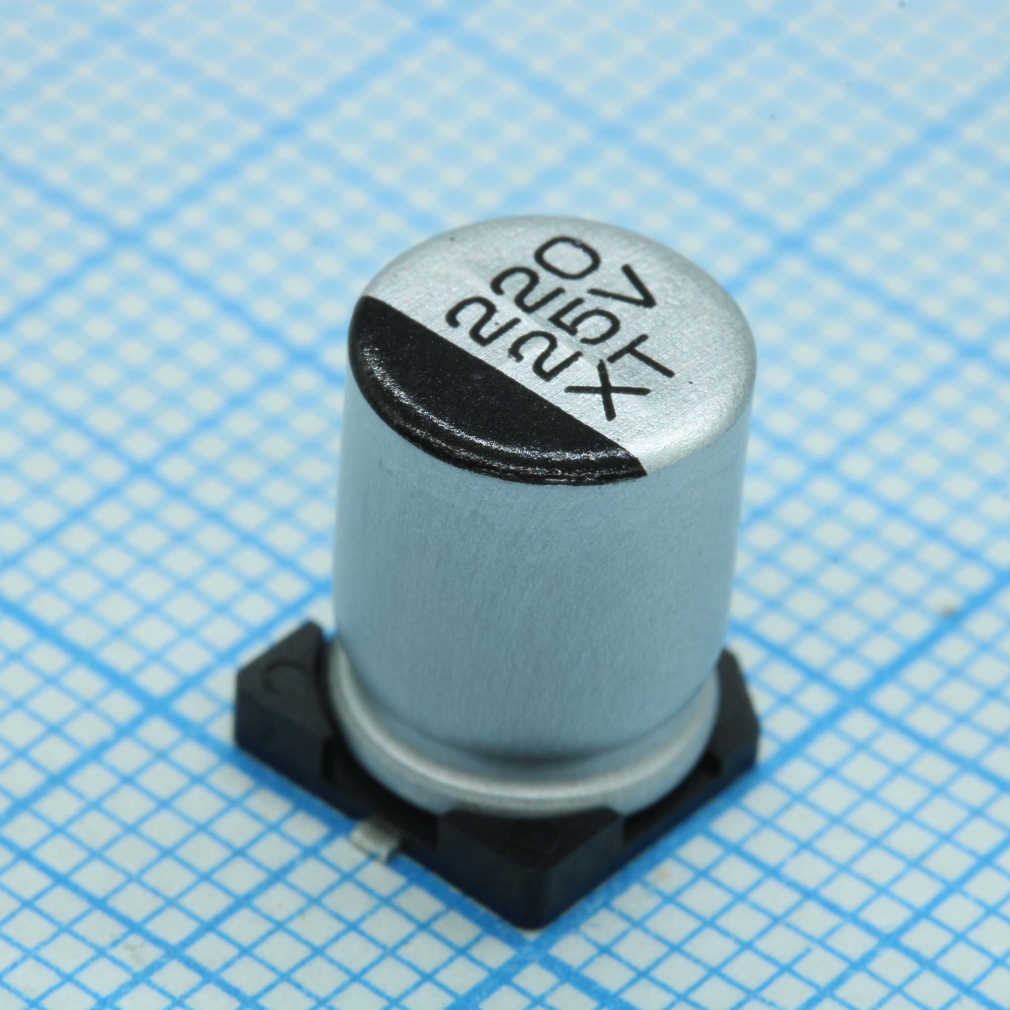 TS13C01H101MJT000R - Конденсатор алюминиевый электролитический 50В 100мкФ ±20%, SMD 8*10.5мм 145мА 2000ч, -40...+85°C