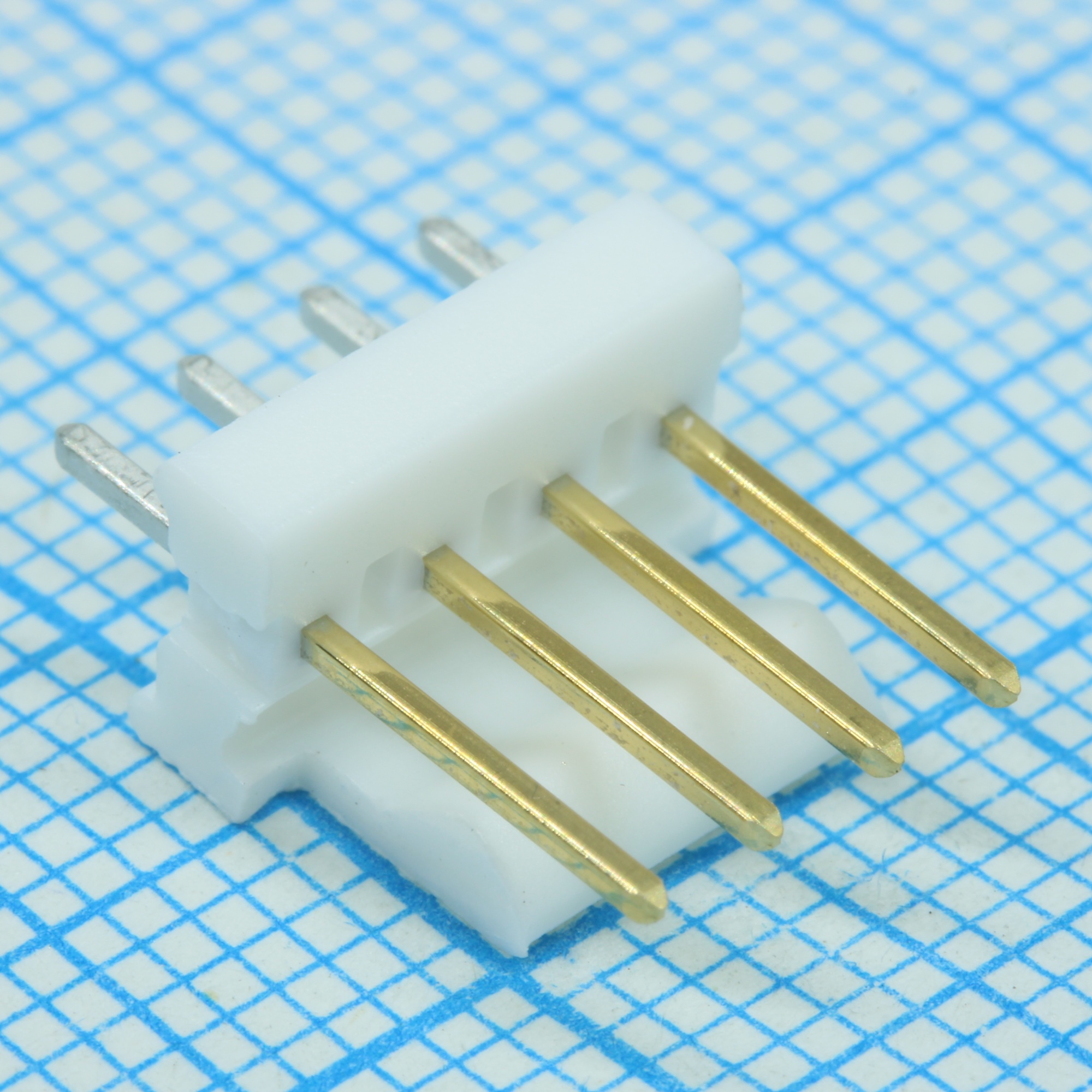 641215-4 - Разъем типа провод-плата, вилка прямая, шаг 2.54 мм, 4 контакта. Луженый / монтаж в отверстие